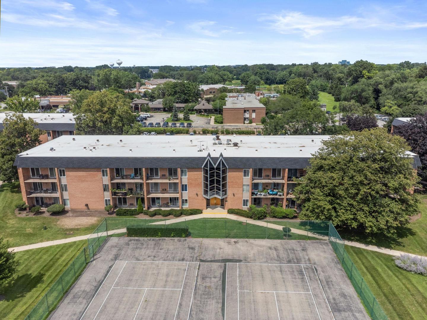 1056 N Mill Street #103, Naperville, IL 60563