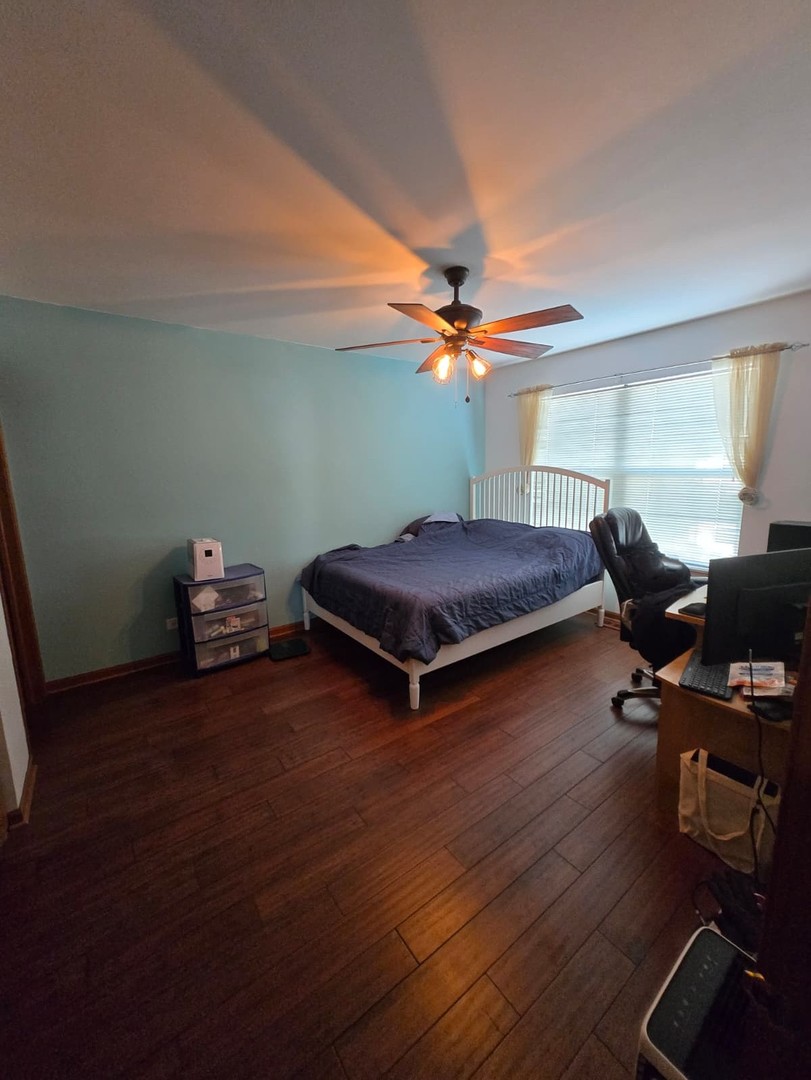 2544 Dickens Drive #2544, Aurora, IL 60503