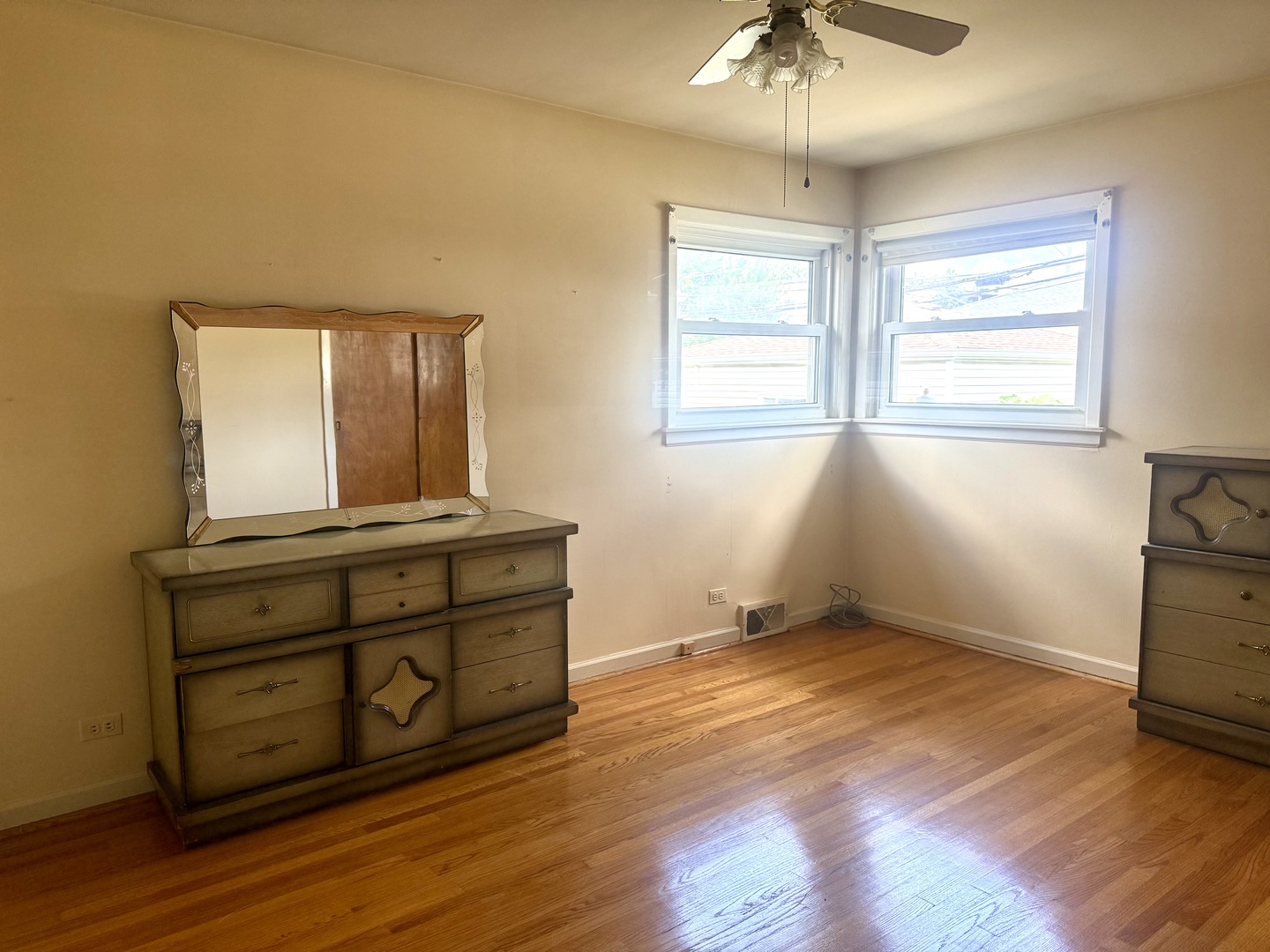 2800 W Bryn Mawr Avenue, Chicago, IL 60659