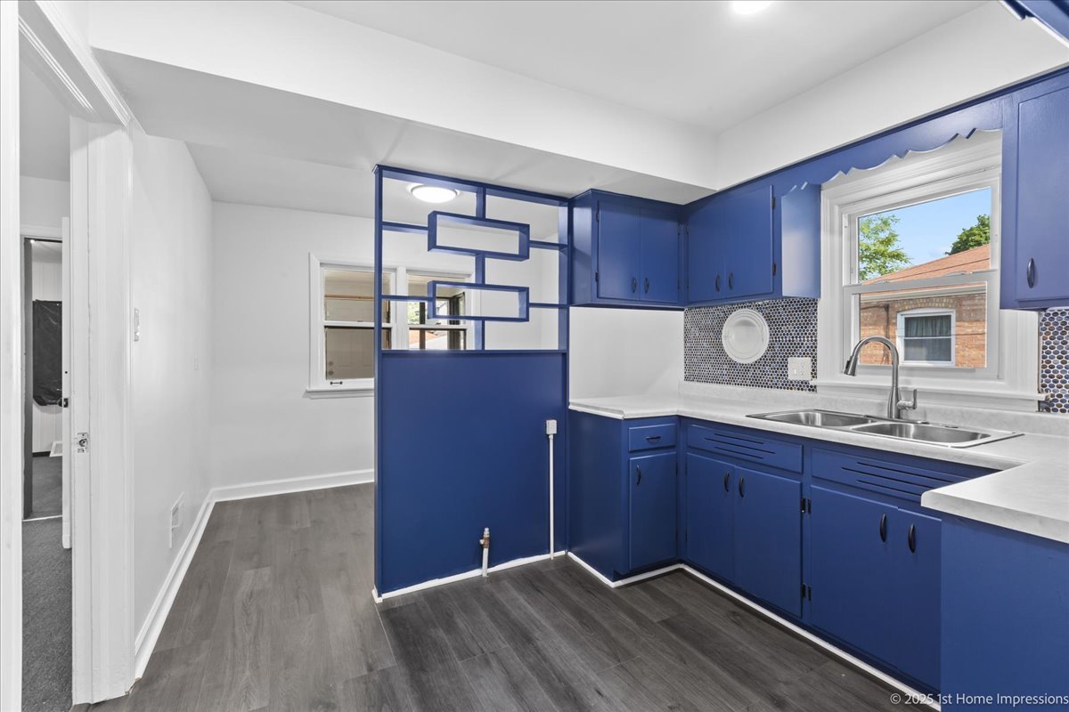 8816 S Jeffery Boulevard, Chicago, IL 60617