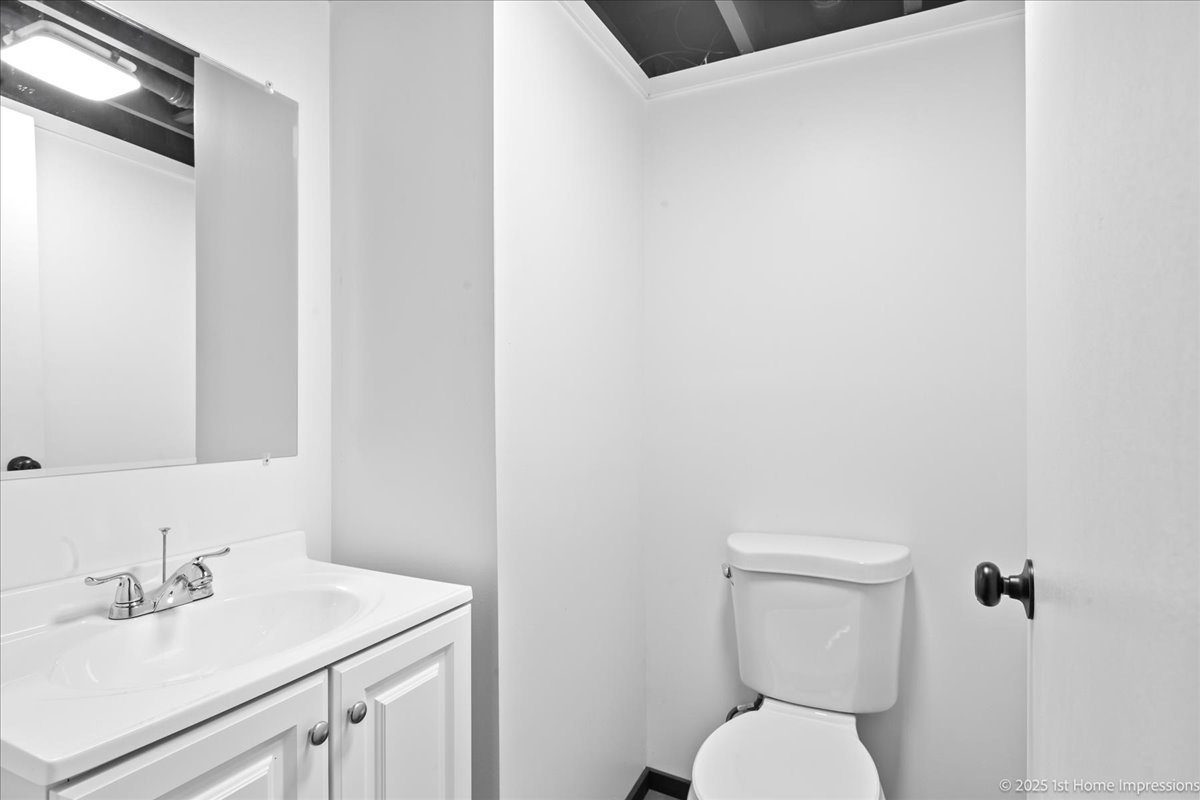 8816 S Jeffery Boulevard, Chicago, IL 60617
