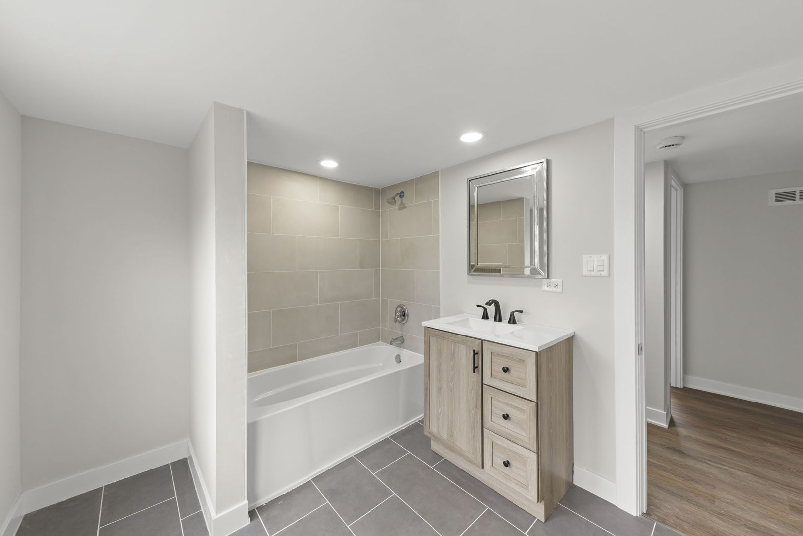 15115 Cicero Avenue, Oak Forest, IL 60452