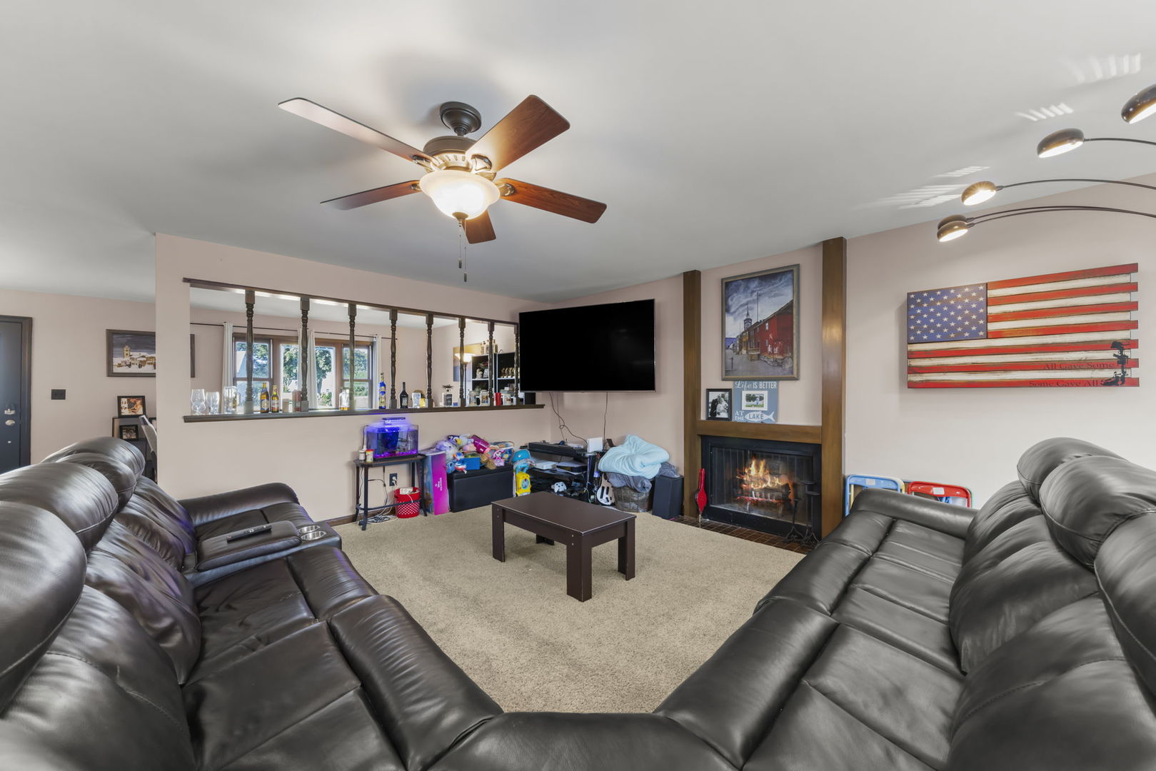 2311 Greenleaf Court, Aurora, IL 60506