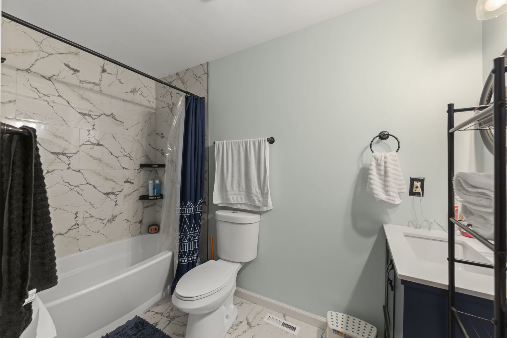 2311 Greenleaf Court, Aurora, IL 60506