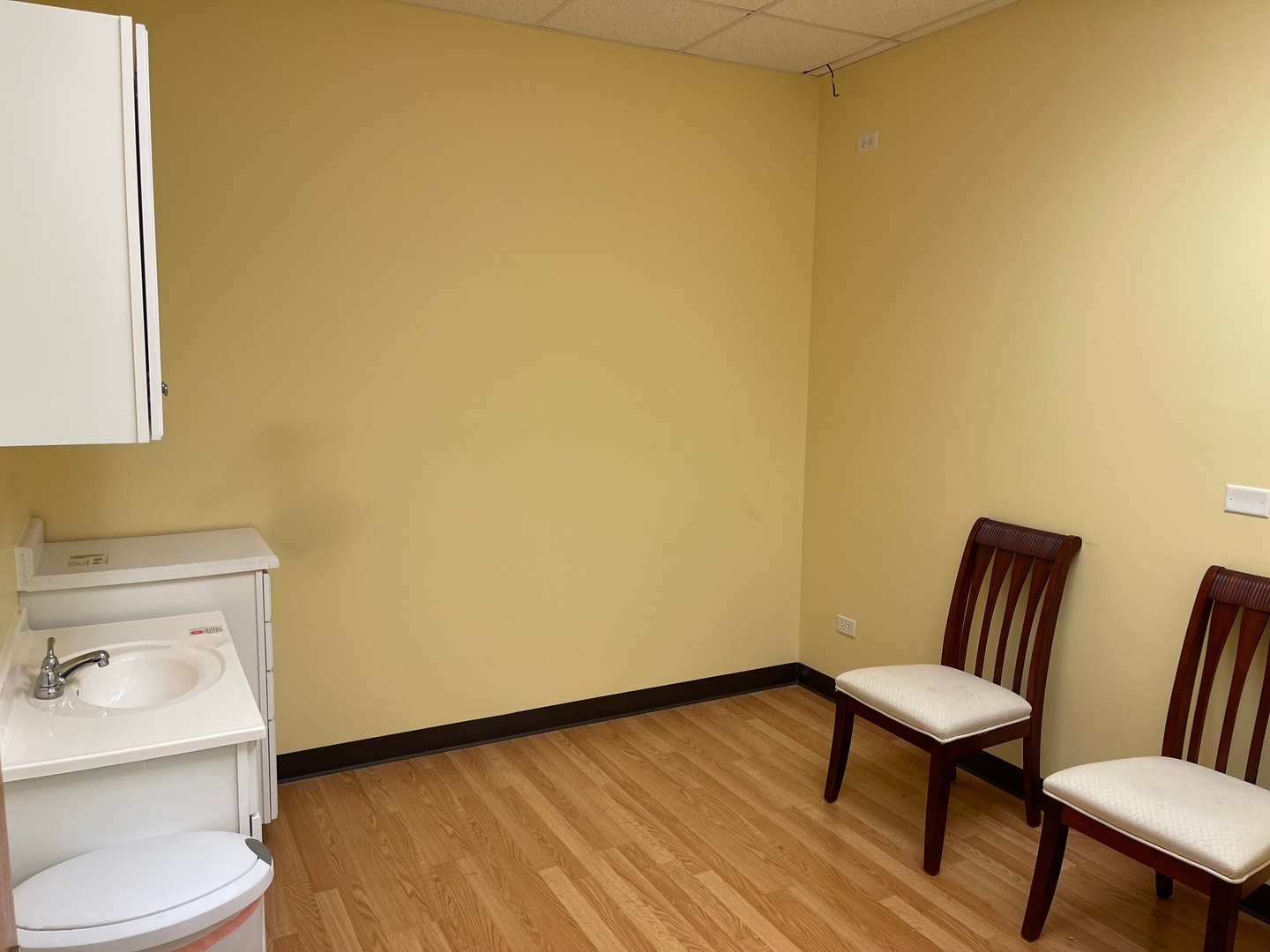3330 W 177th Street #1G, Hazel Crest, IL 60429