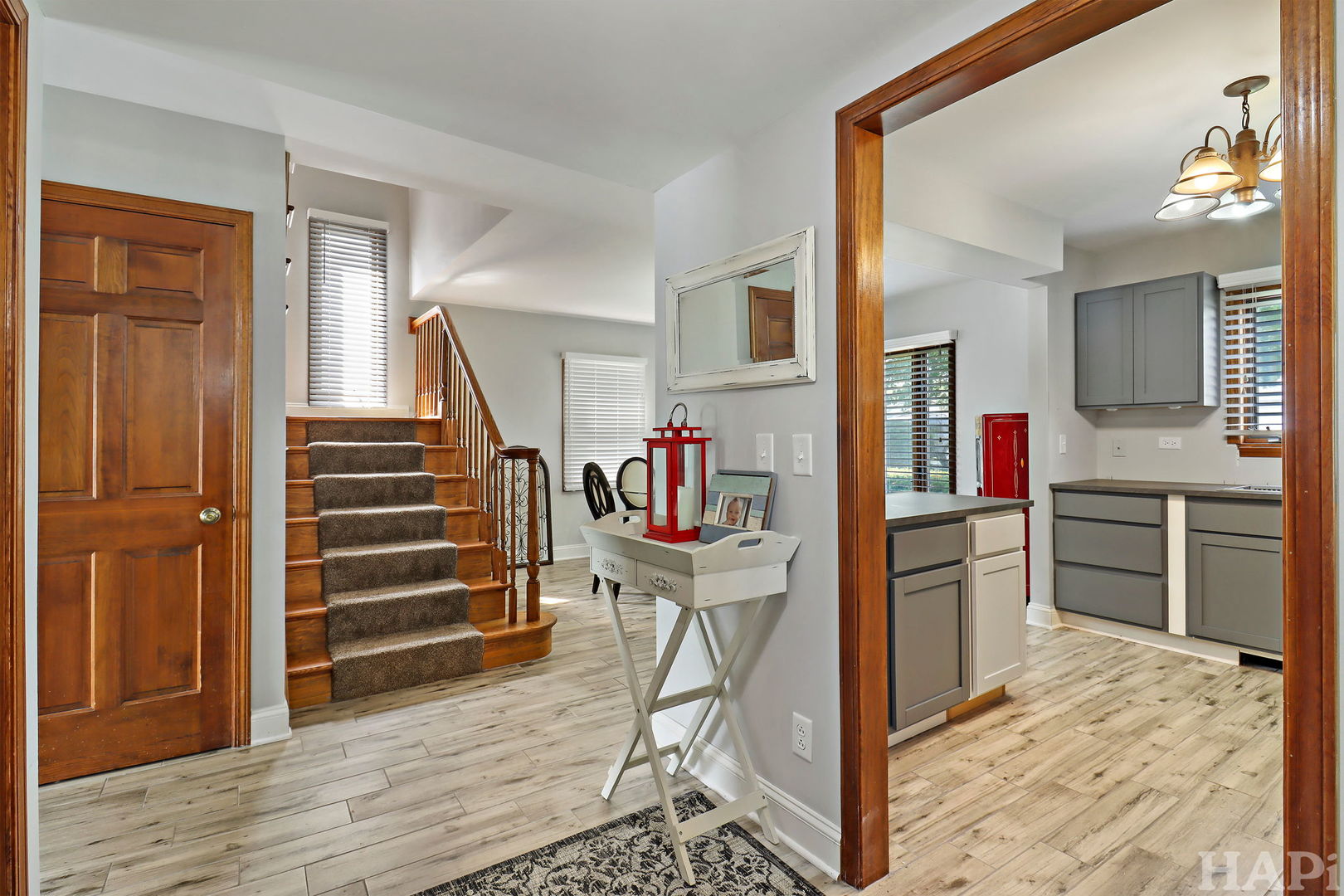 215 S Northwest Highway, Cary, IL 60013