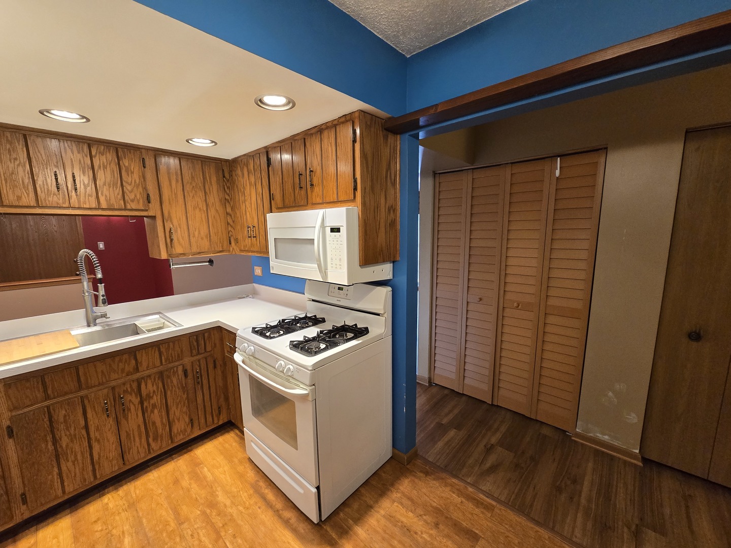 10512 Ridge Cove Drive #13C, Chicago Ridge, IL 60415