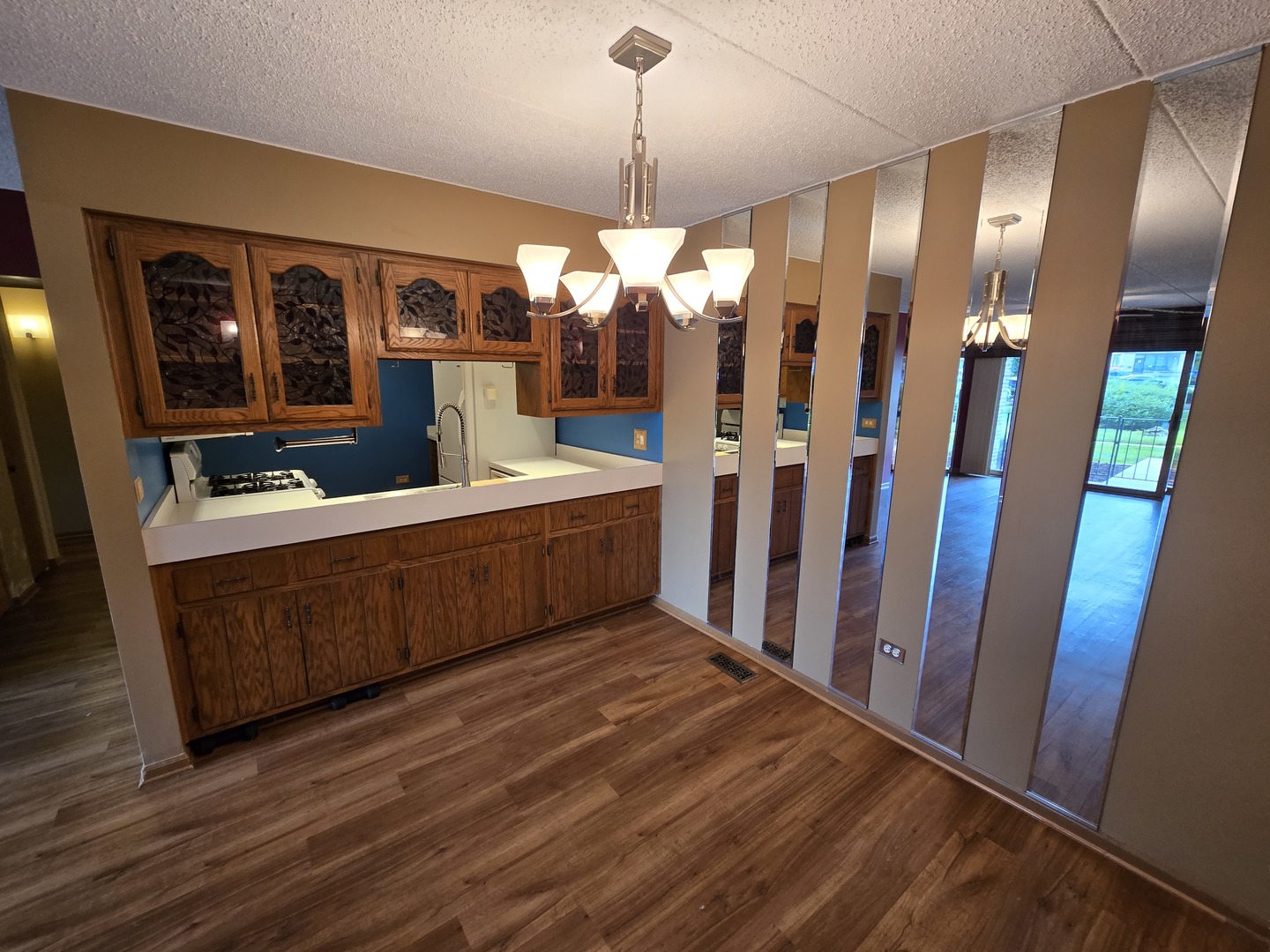 10512 Ridge Cove Drive #13C, Chicago Ridge, IL 60415