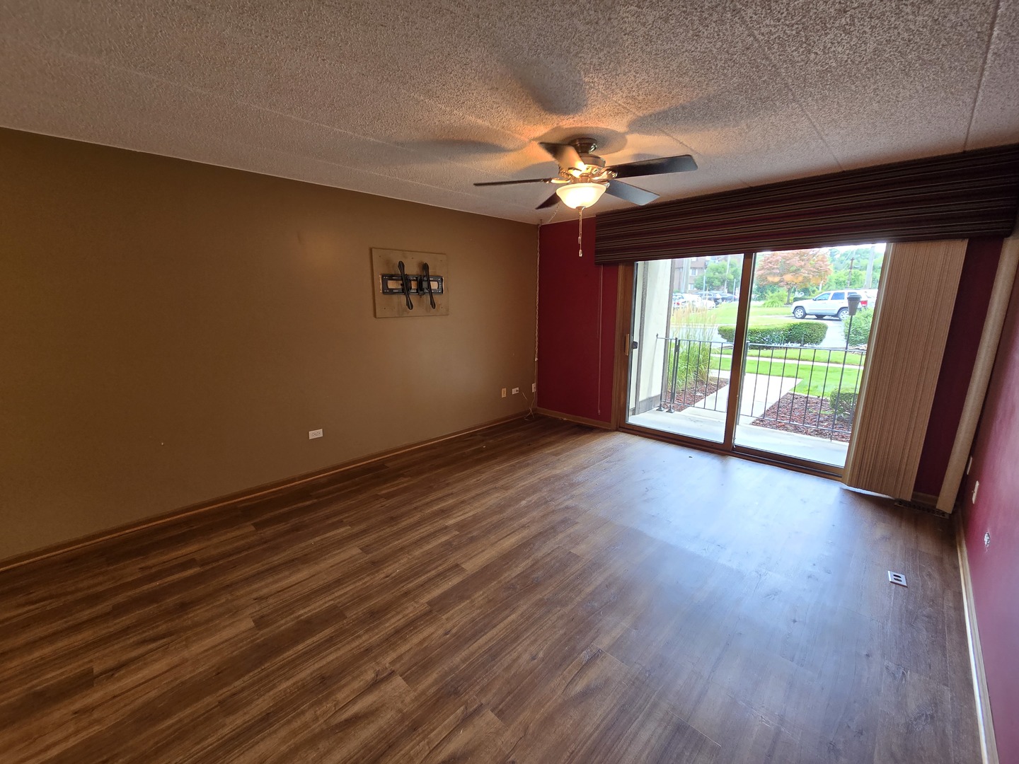 10512 Ridge Cove Drive #13C, Chicago Ridge, IL 60415