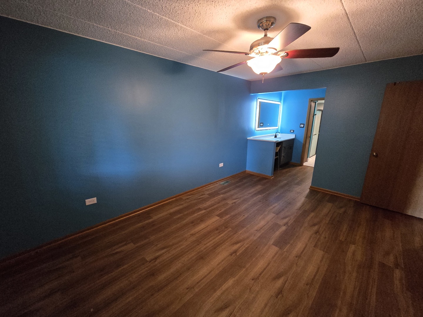 10512 Ridge Cove Drive #13C, Chicago Ridge, IL 60415