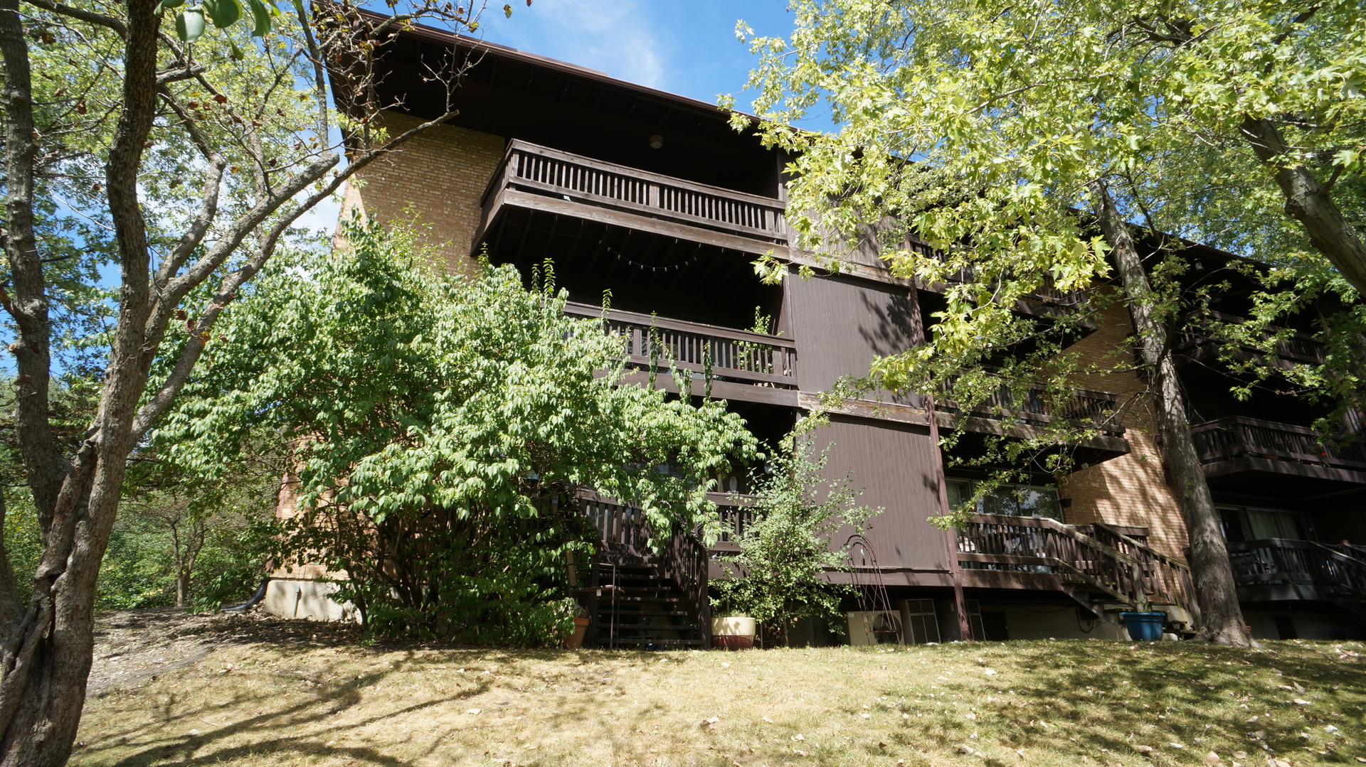 1617 Maple Terrace #1P, Lisle, IL 60532