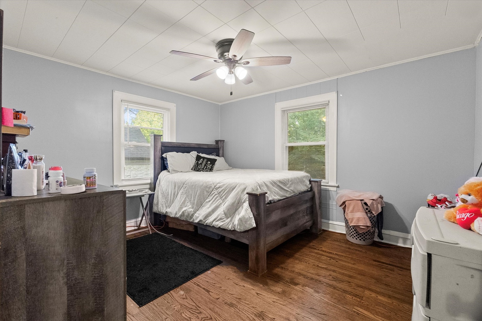 28 E 157th Street, Harvey, IL 60426