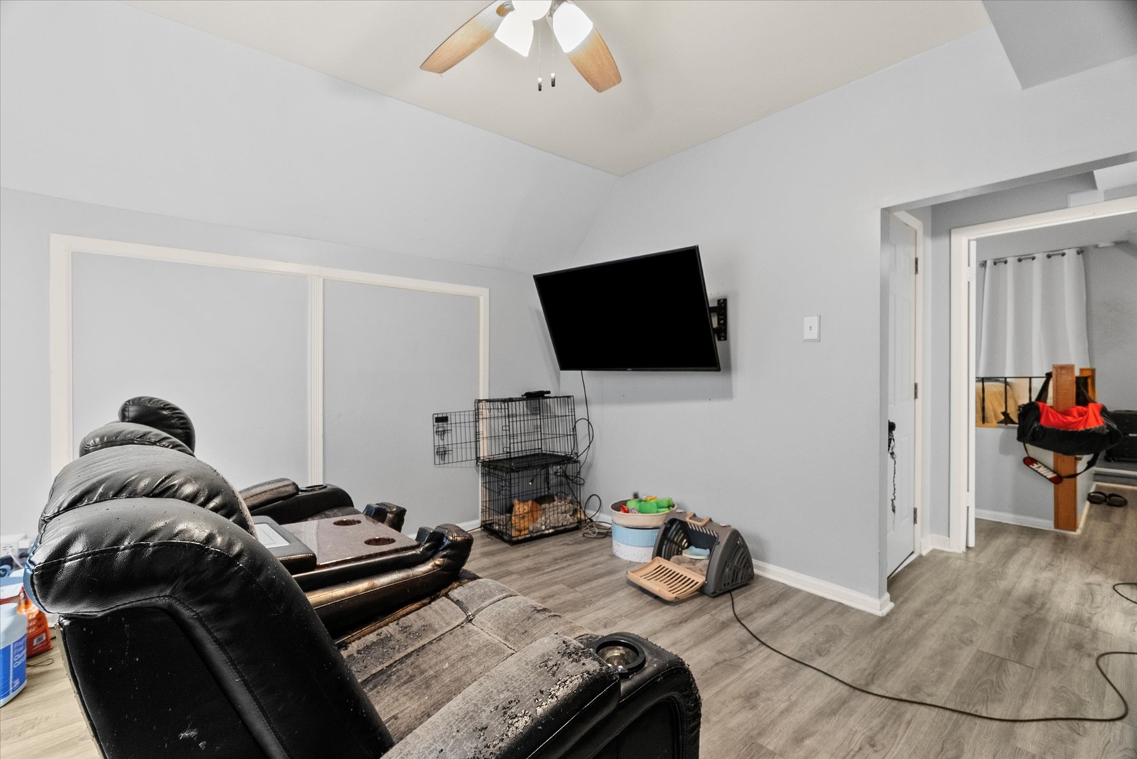28 E 157th Street, Harvey, IL 60426