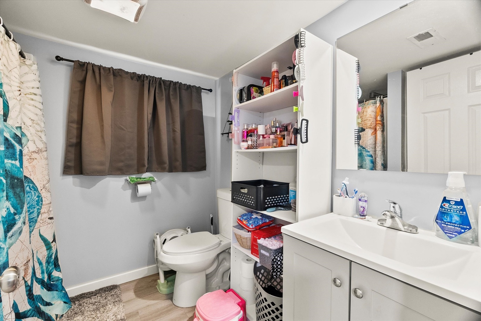 28 E 157th Street, Harvey, IL 60426