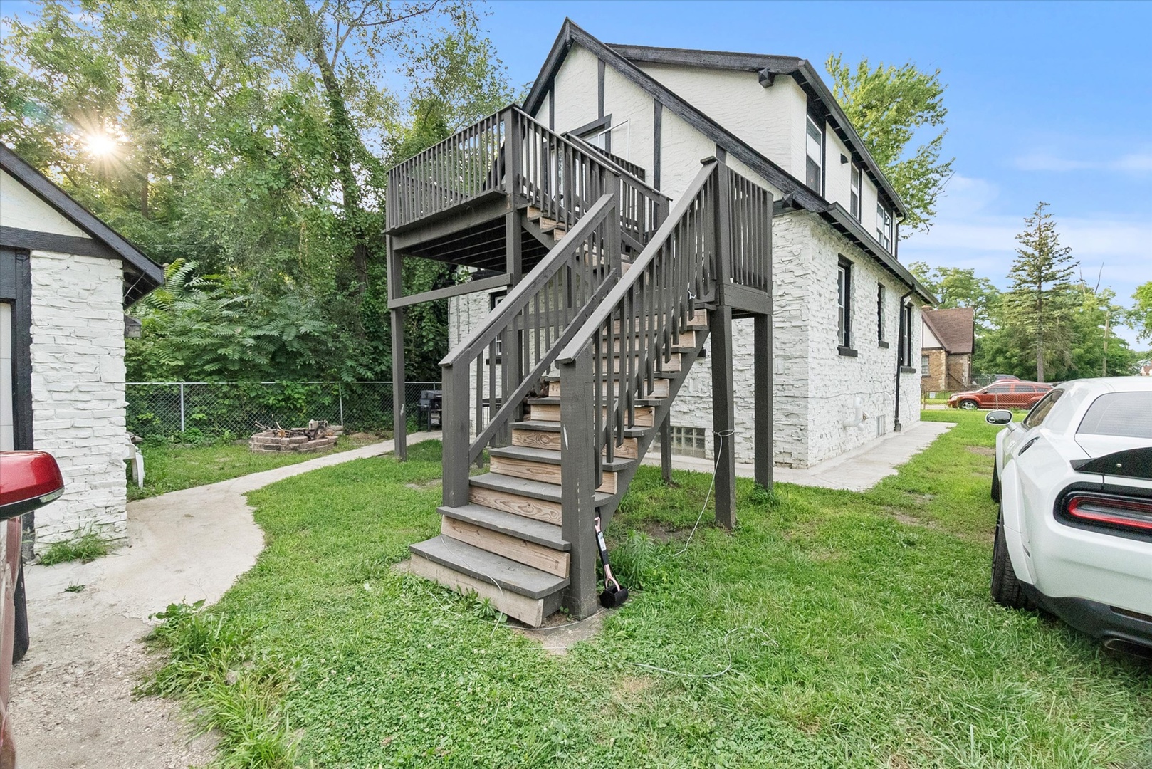 28 E 157th Street, Harvey, IL 60426