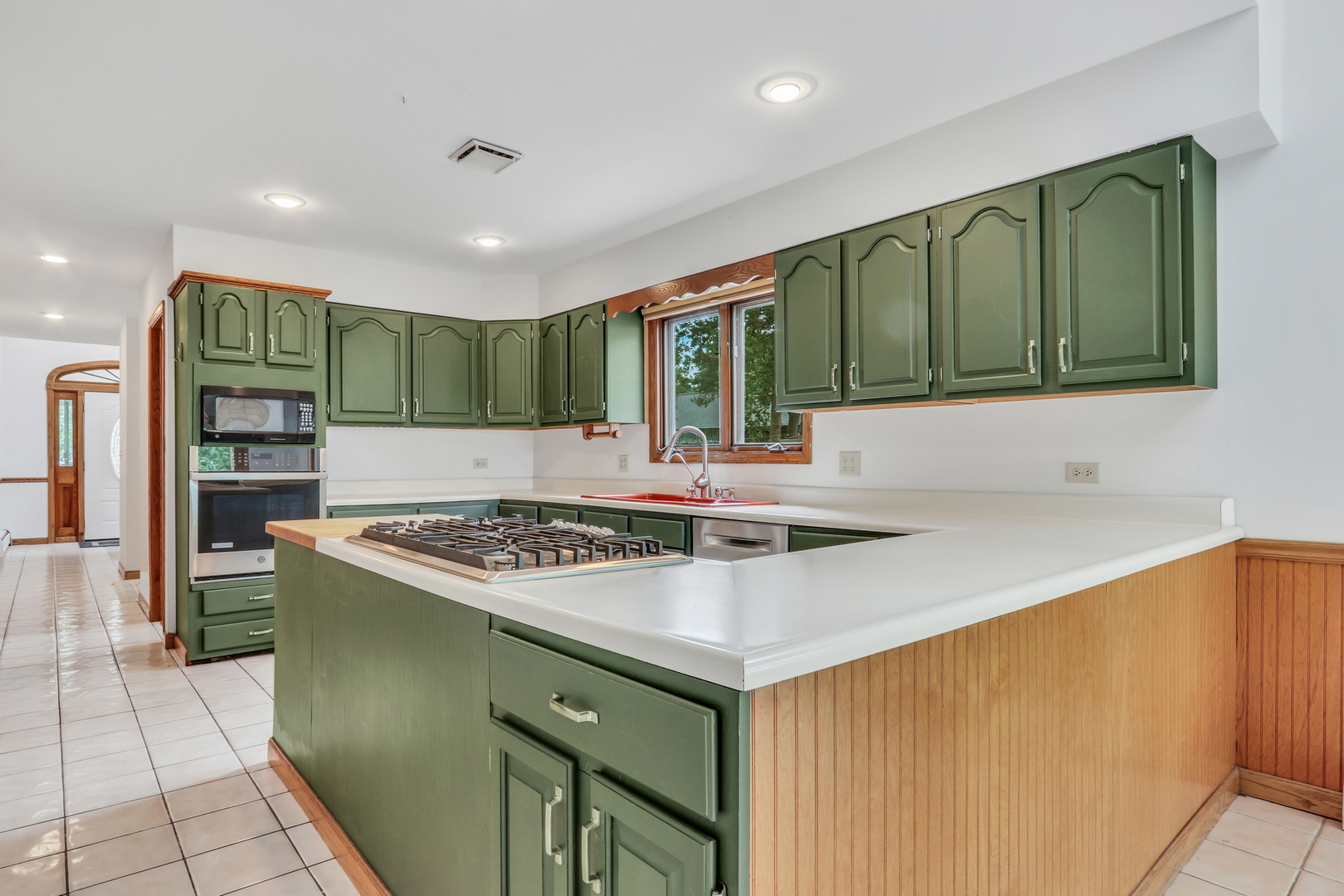 22806 W Loon Lake Boulevard, Antioch, IL 60002