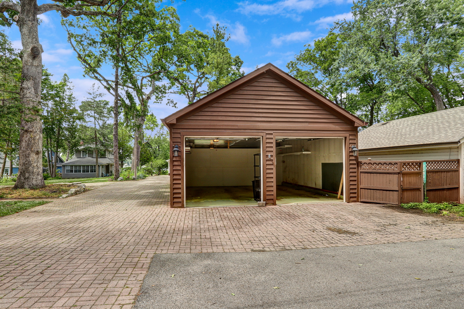 22806 W Loon Lake Boulevard, Antioch, IL 60002