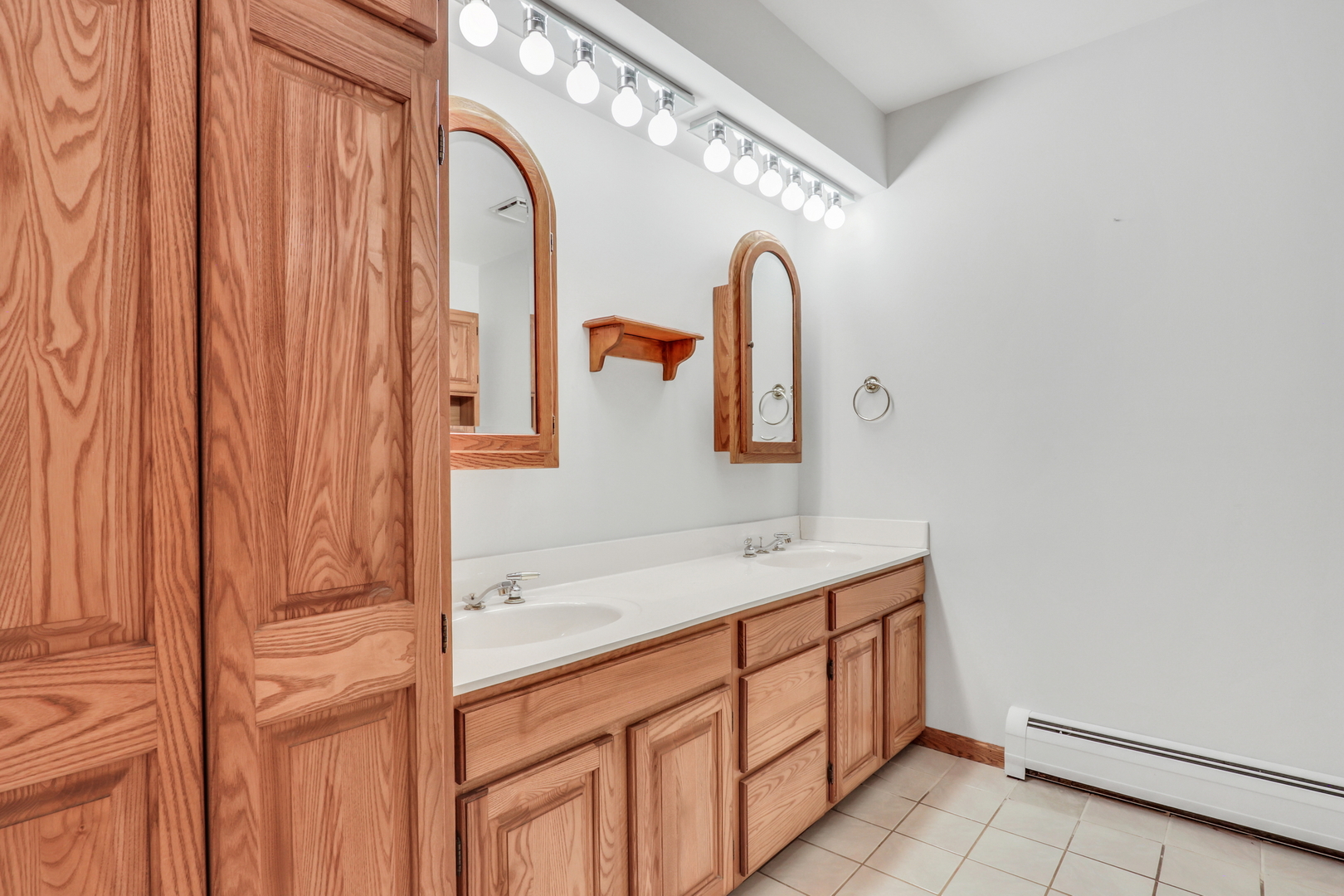 22806 W Loon Lake Boulevard, Antioch, IL 60002
