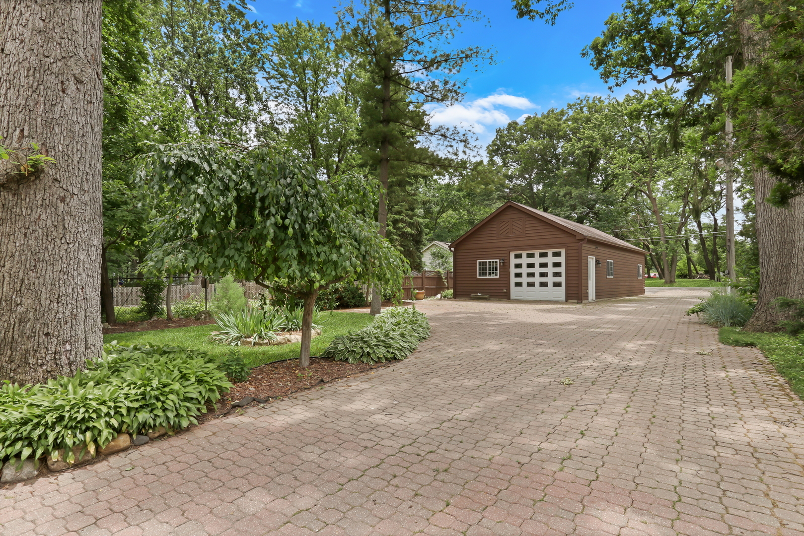 22806 W Loon Lake Boulevard, Antioch, IL 60002
