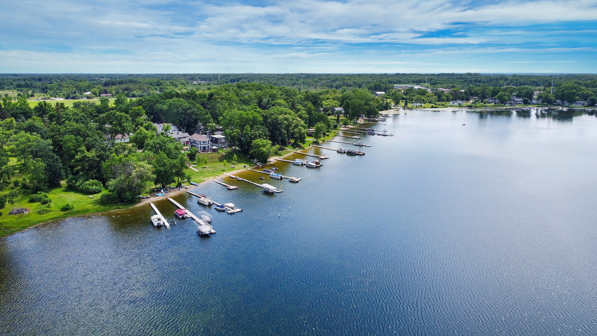 22806 W Loon Lake Boulevard, Antioch, IL 60002