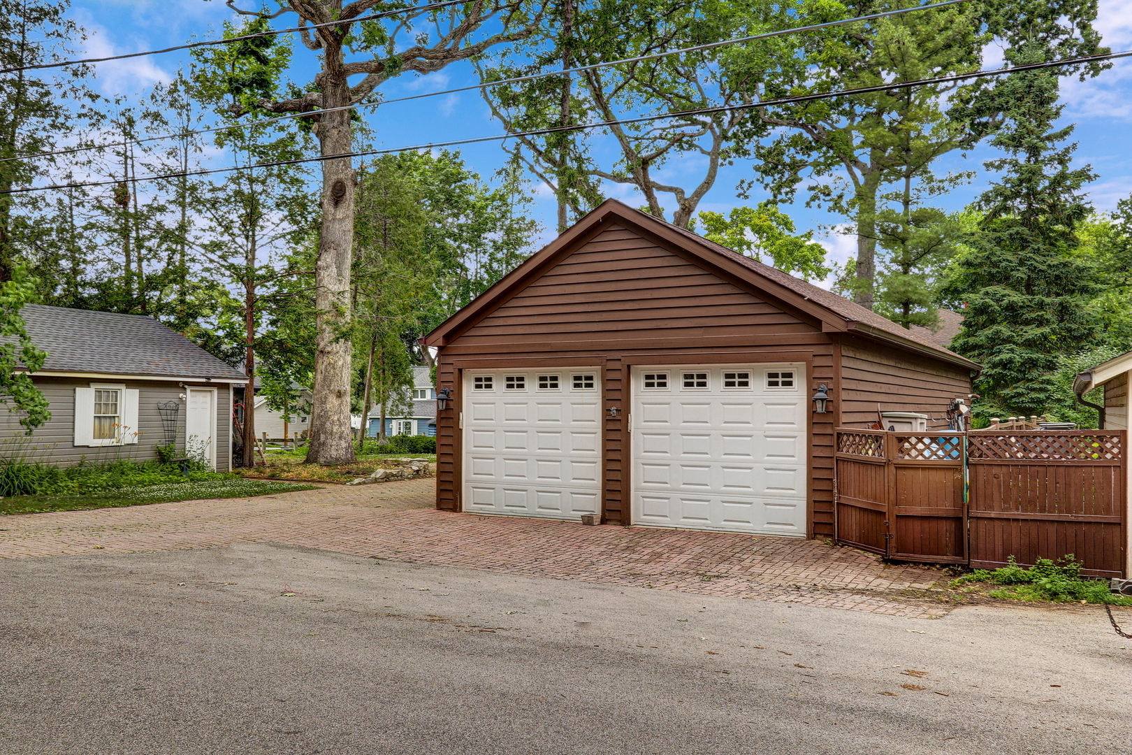 22806 W Loon Lake Boulevard, Antioch, IL 60002