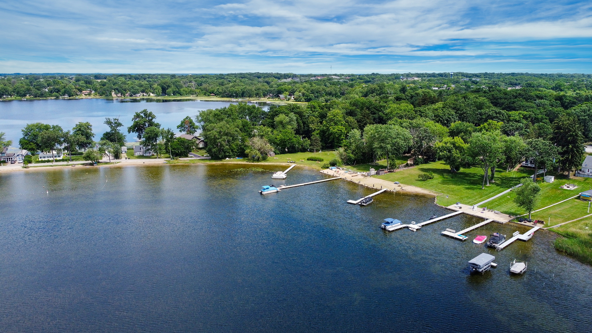 22806 W Loon Lake Boulevard, Antioch, IL 60002