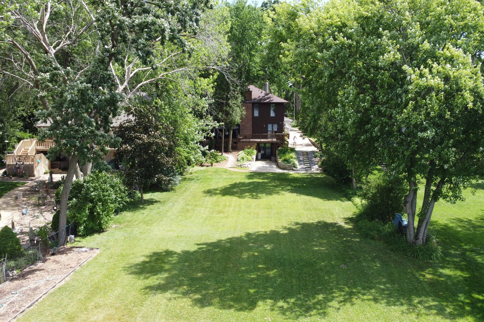22806 W Loon Lake Boulevard, Antioch, IL 60002