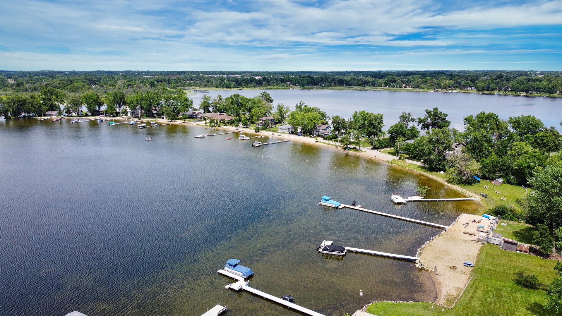 22806 W Loon Lake Boulevard, Antioch, IL 60002