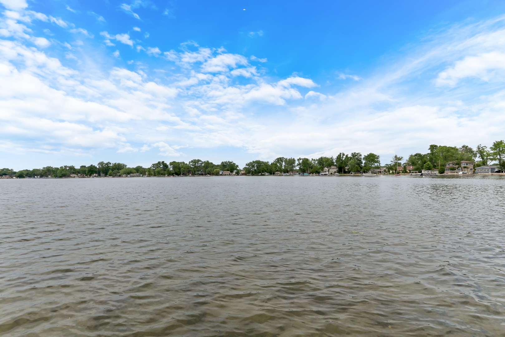 22806 W Loon Lake Boulevard, Antioch, IL 60002