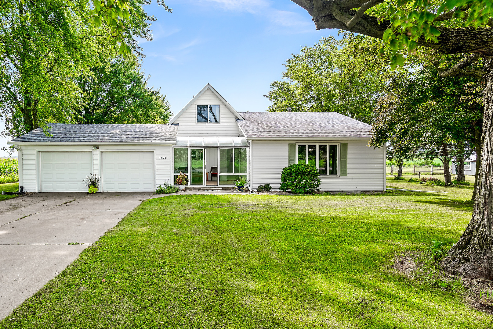 1474 N 500 East Road, Mclean, IL 61754