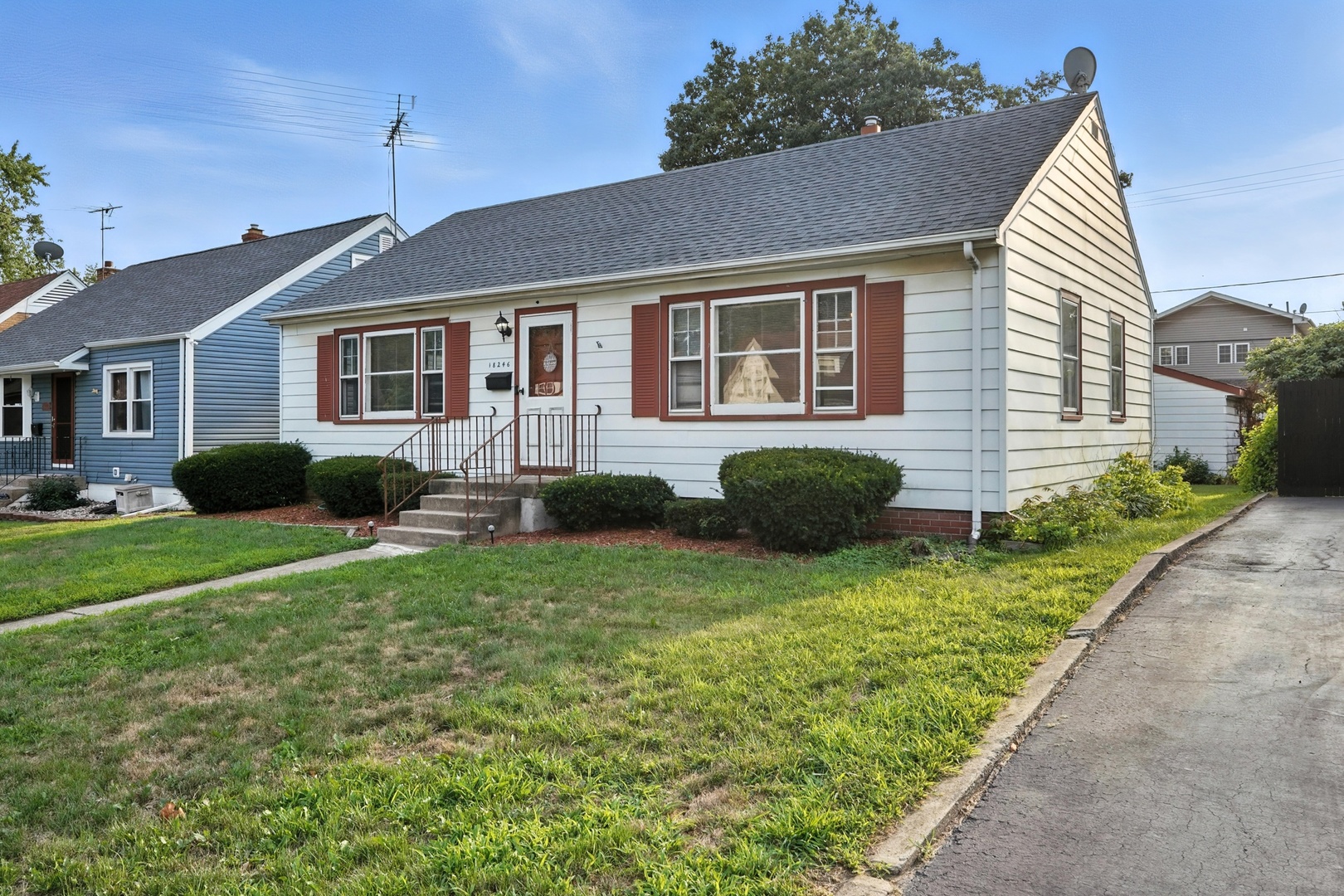 18246 Wildwood Avenue, Lansing, IL 60438