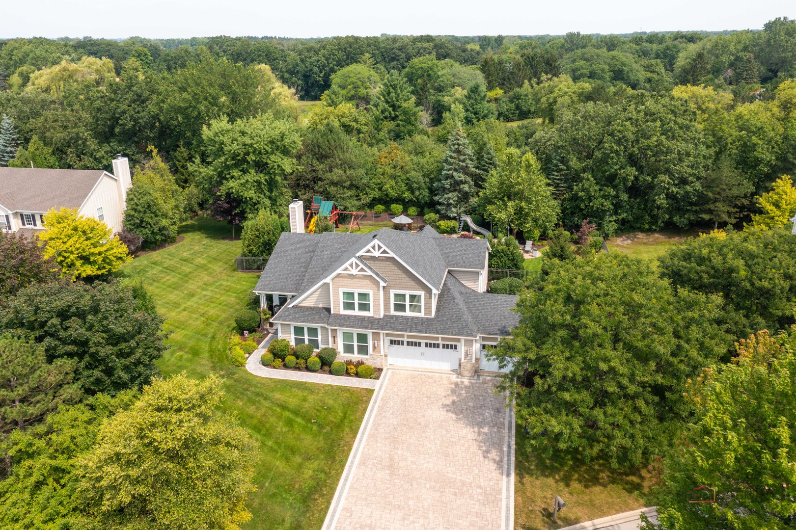 14436 Greenfield Court, Green Oaks, IL 60048