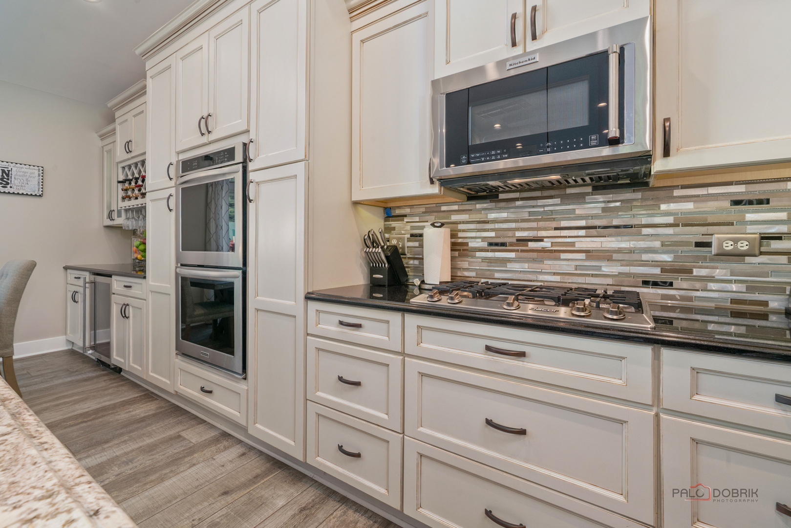 14436 Greenfield Court, Green Oaks, IL 60048