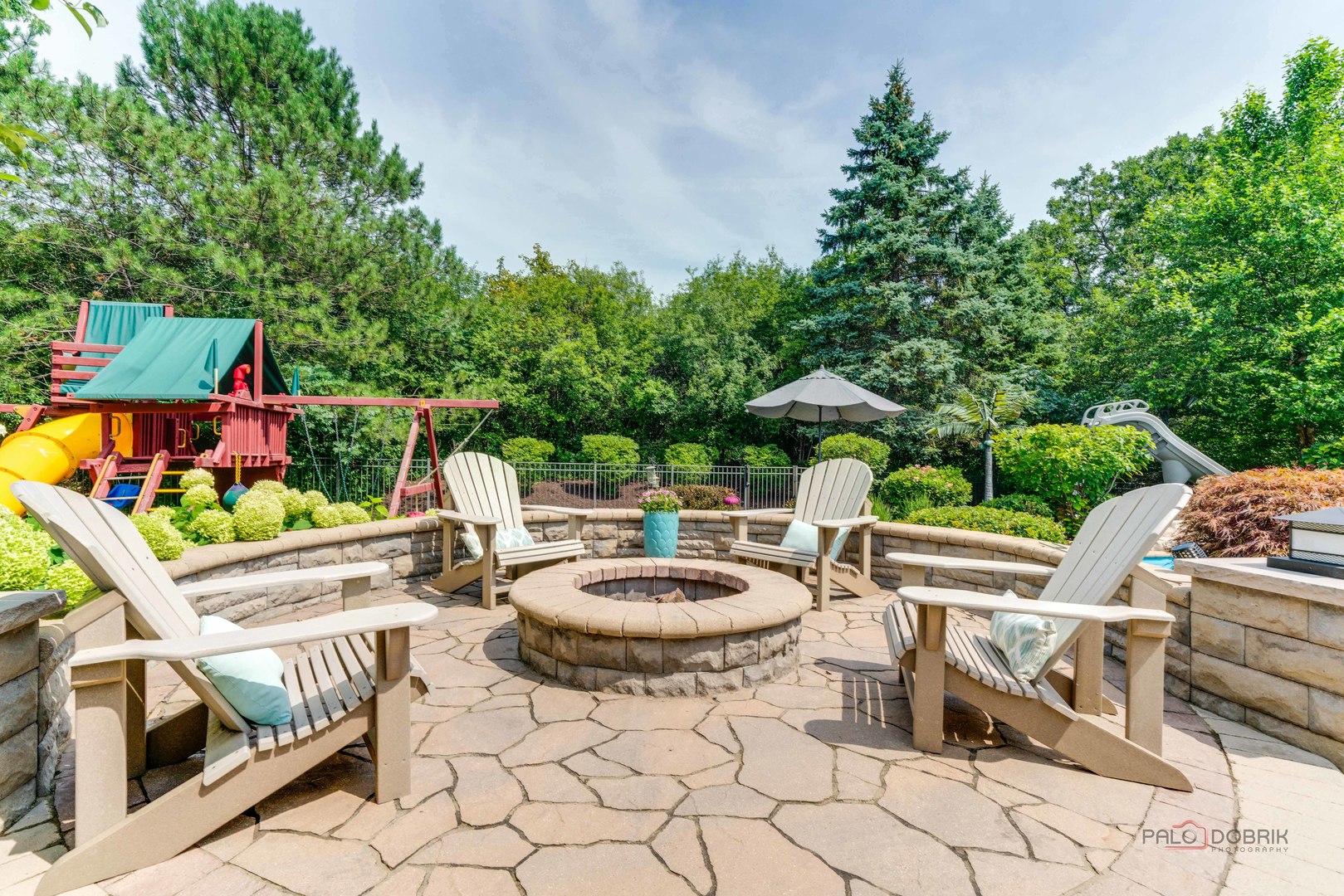 14436 Greenfield Court, Green Oaks, IL 60048
