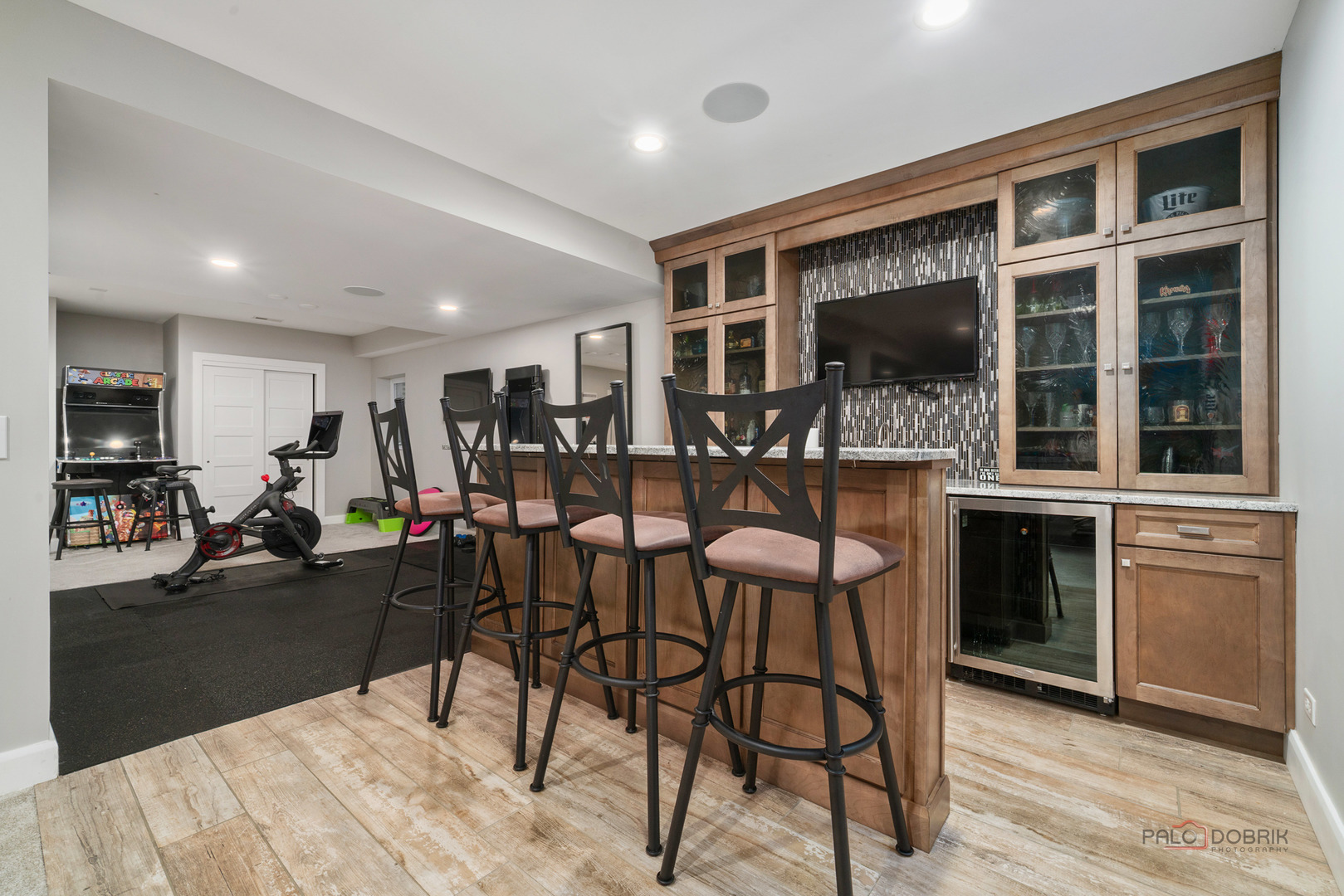 14436 Greenfield Court, Green Oaks, IL 60048