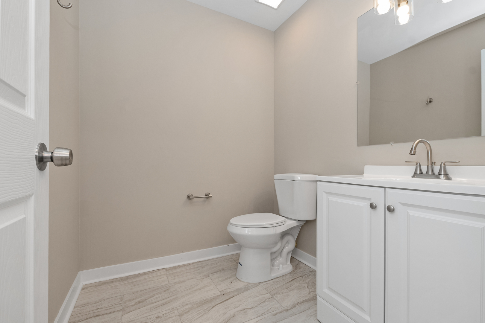 3713 Dewey Avenue, Richton Park, IL 60471