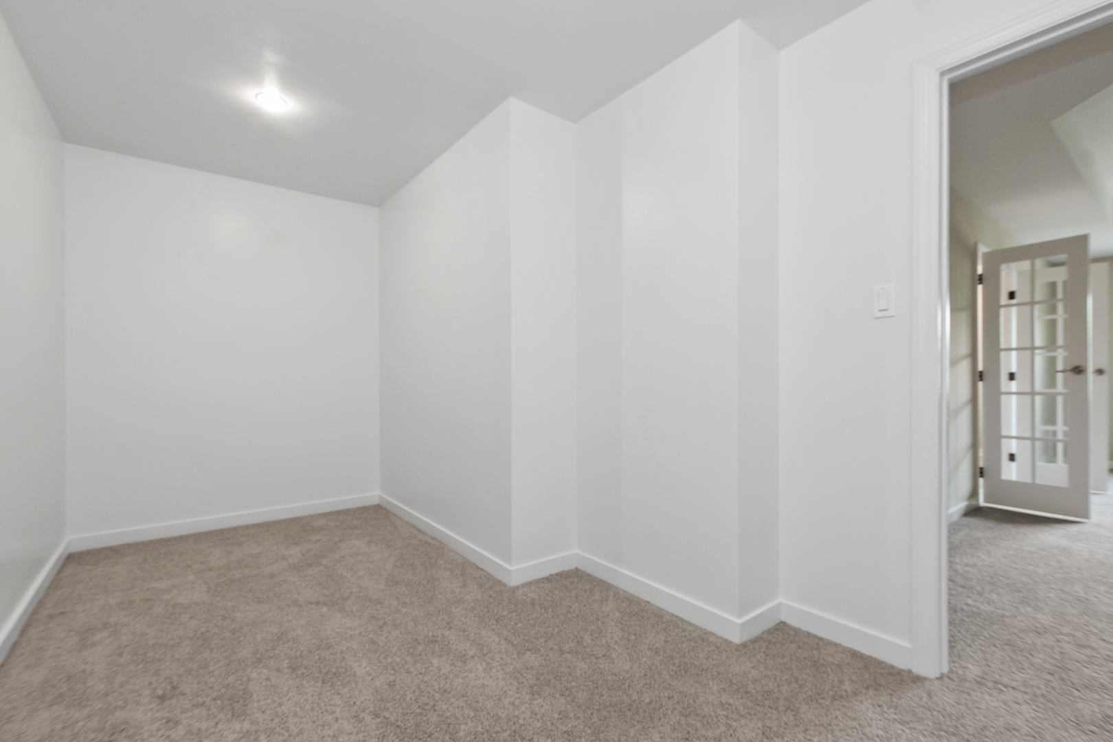 3713 Dewey Avenue, Richton Park, IL 60471