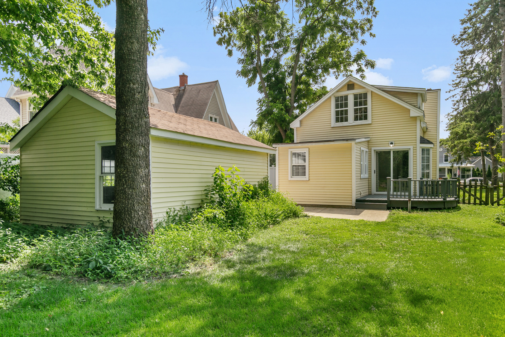 345 Main Street, Batavia, IL 60510