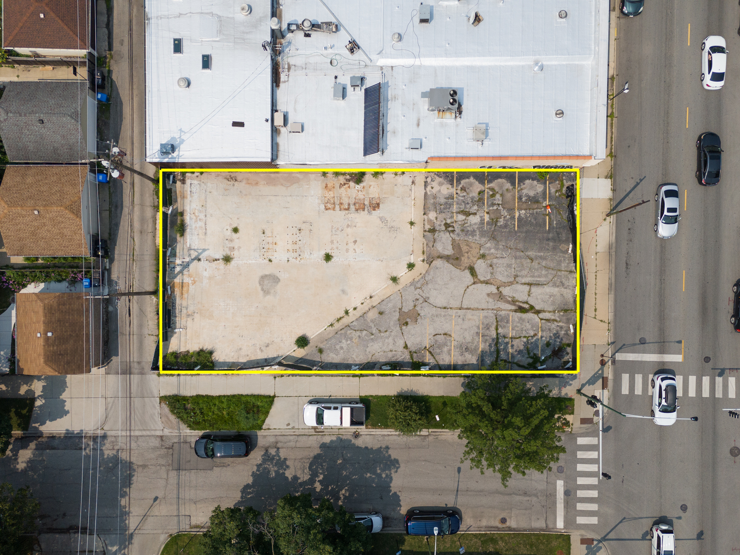 5401 W Montrose Avenue, Chicago, IL 60641