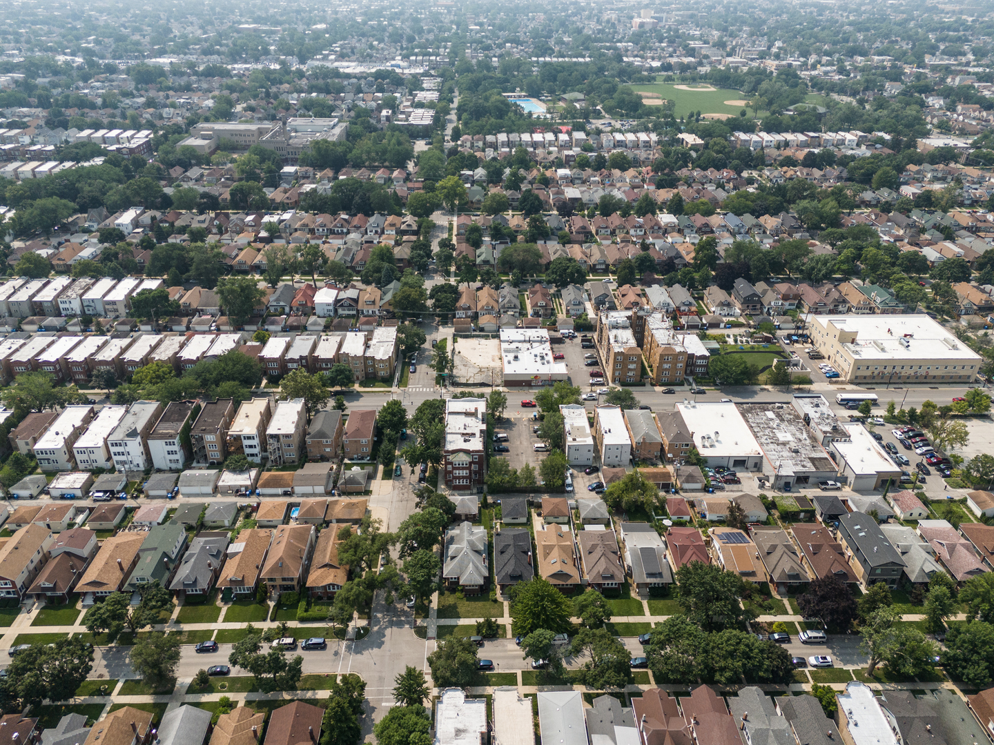 5401 W Montrose Avenue, Chicago, IL 60641