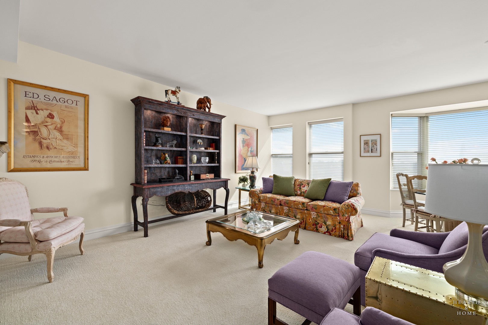77 S Evergreen Avenue #403, Arlington Heights, IL 60005