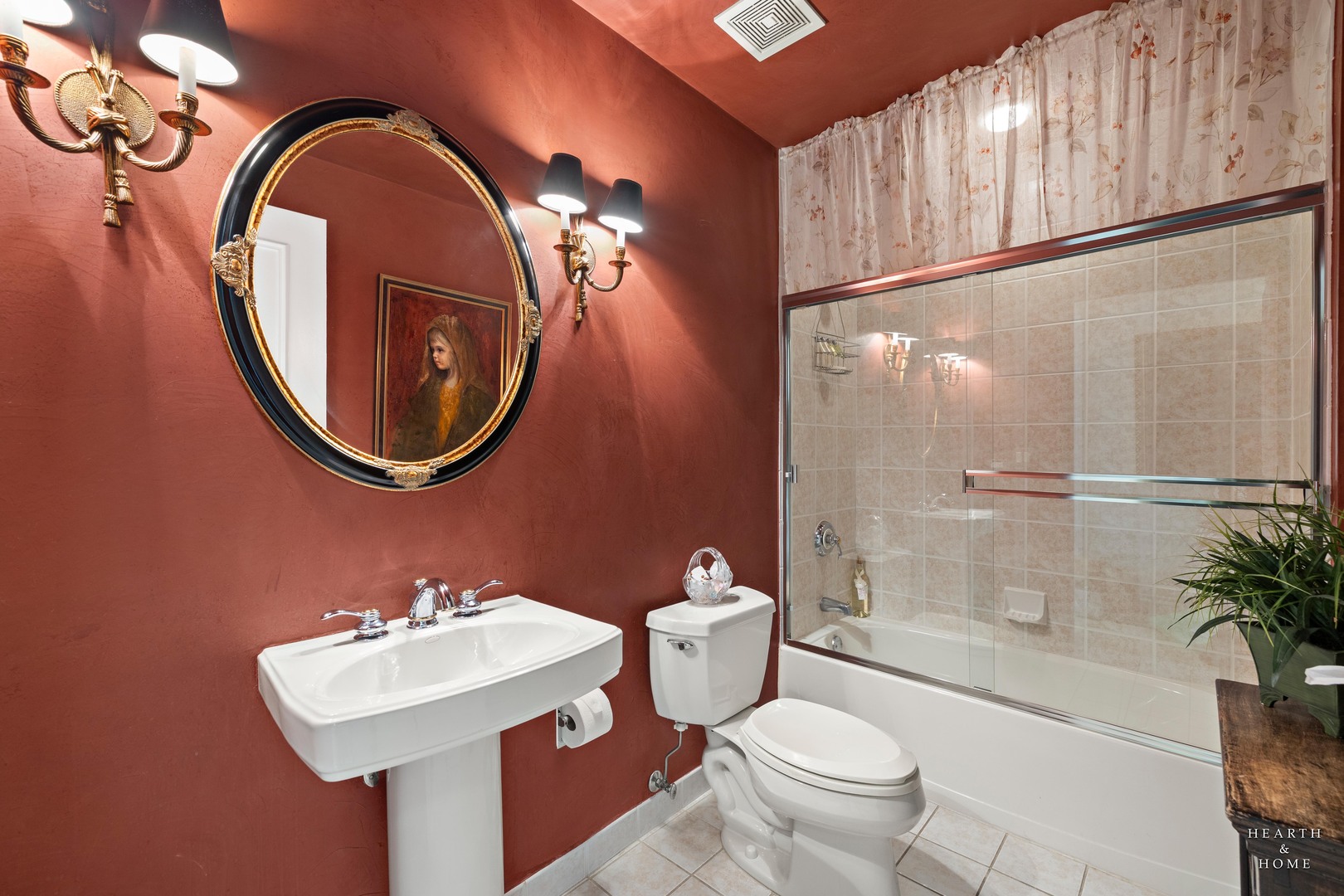 77 S Evergreen Avenue #403, Arlington Heights, IL 60005