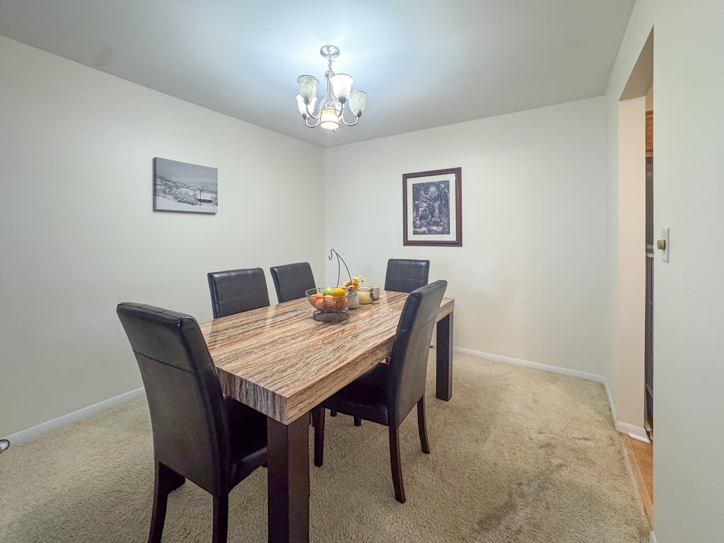 850 S Lorraine Road #2C, Wheaton, IL 60189