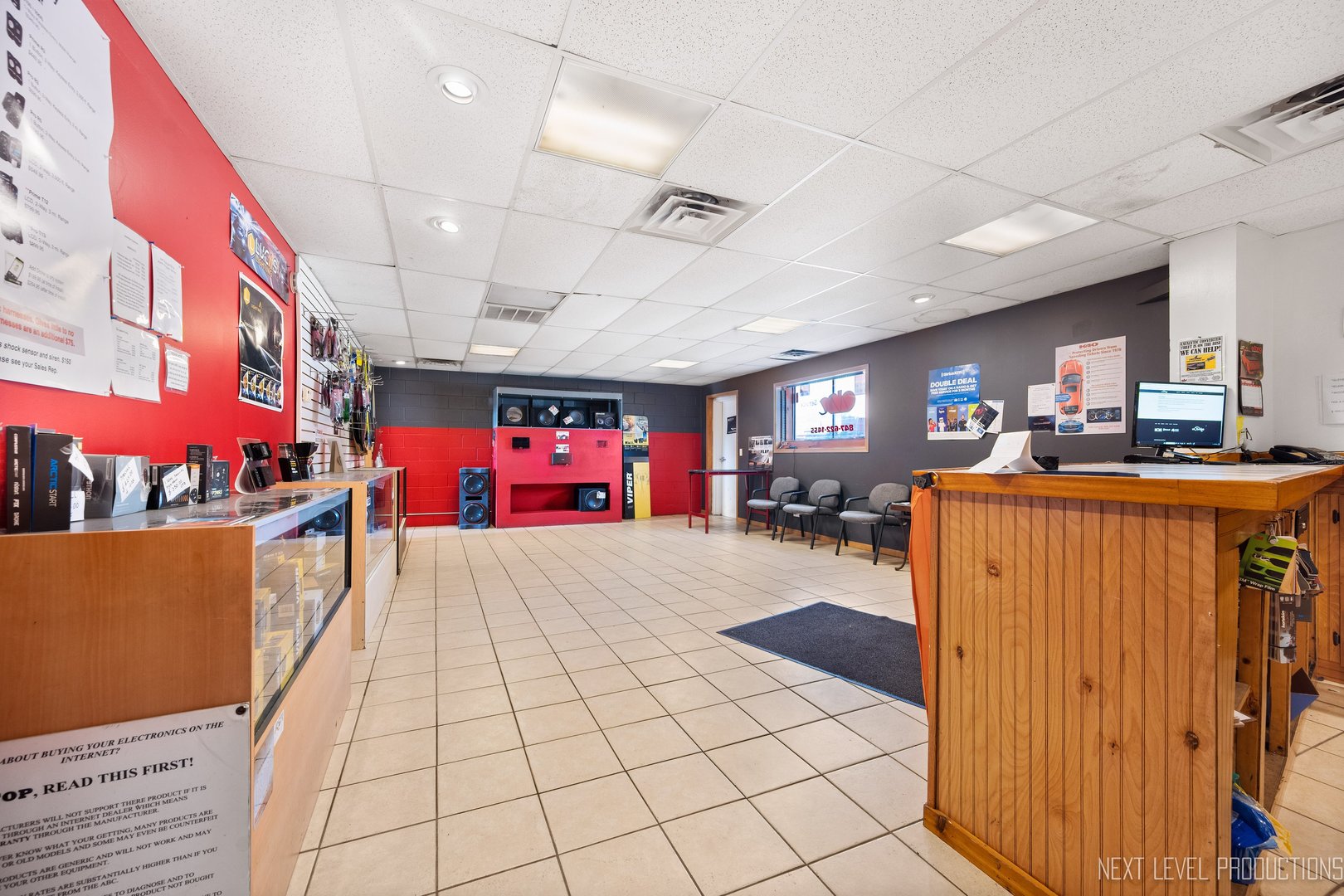 765 VILLA Street, Elgin, IL 60120