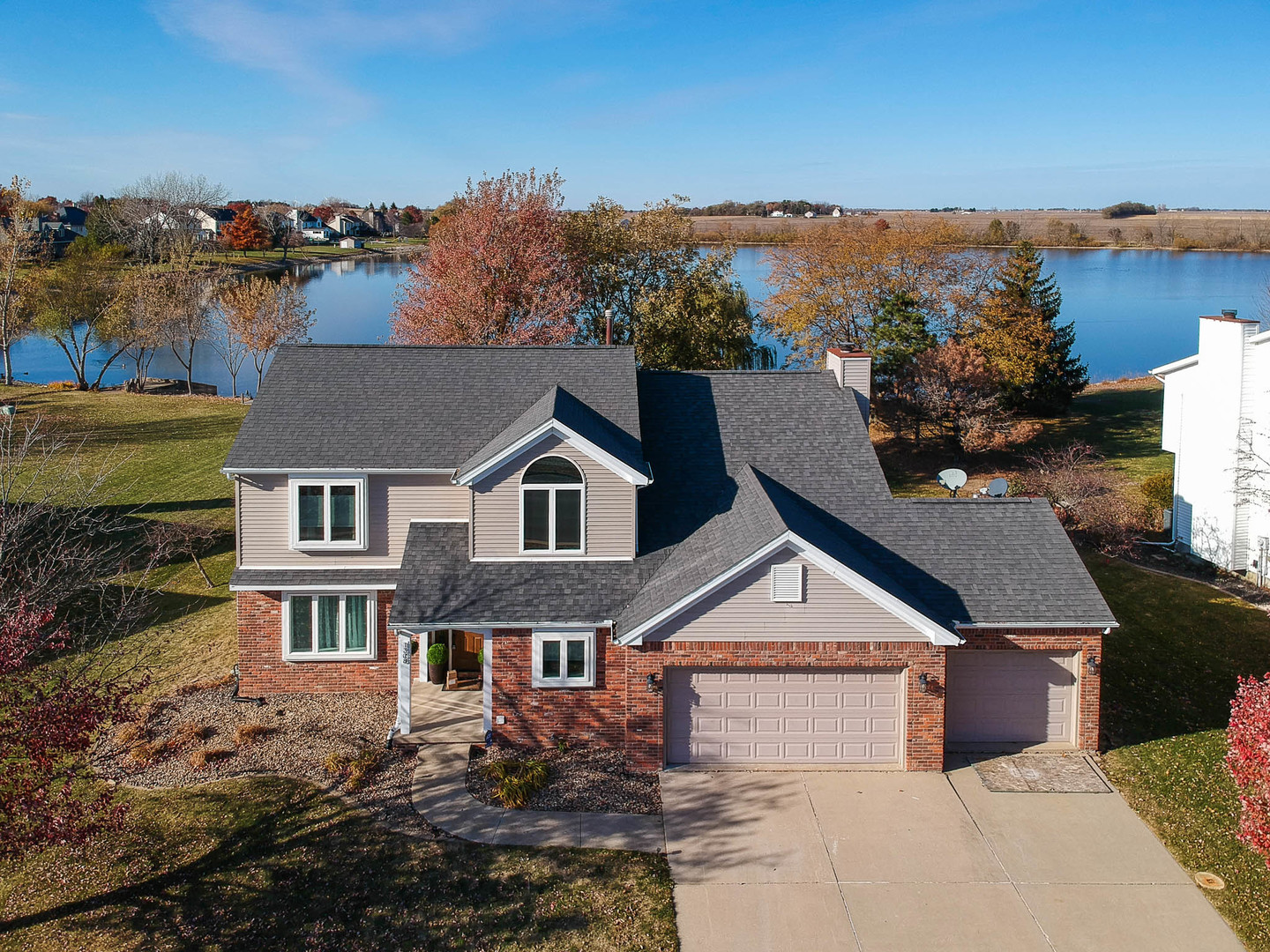 1308 Ironwood Cc Drive, Normal, IL 61761