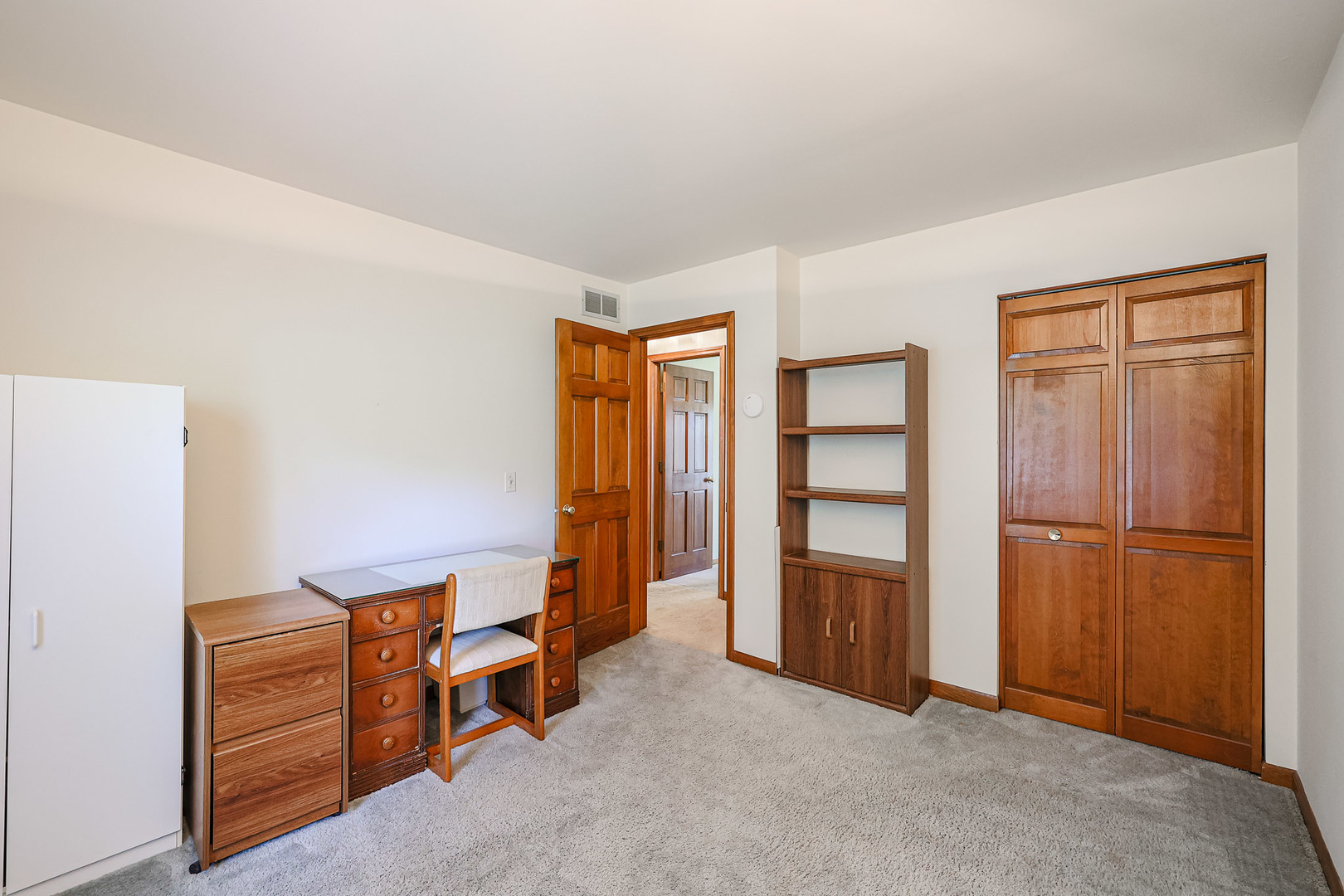 504 Lexington Avenue, Fox River Grove, IL 60021