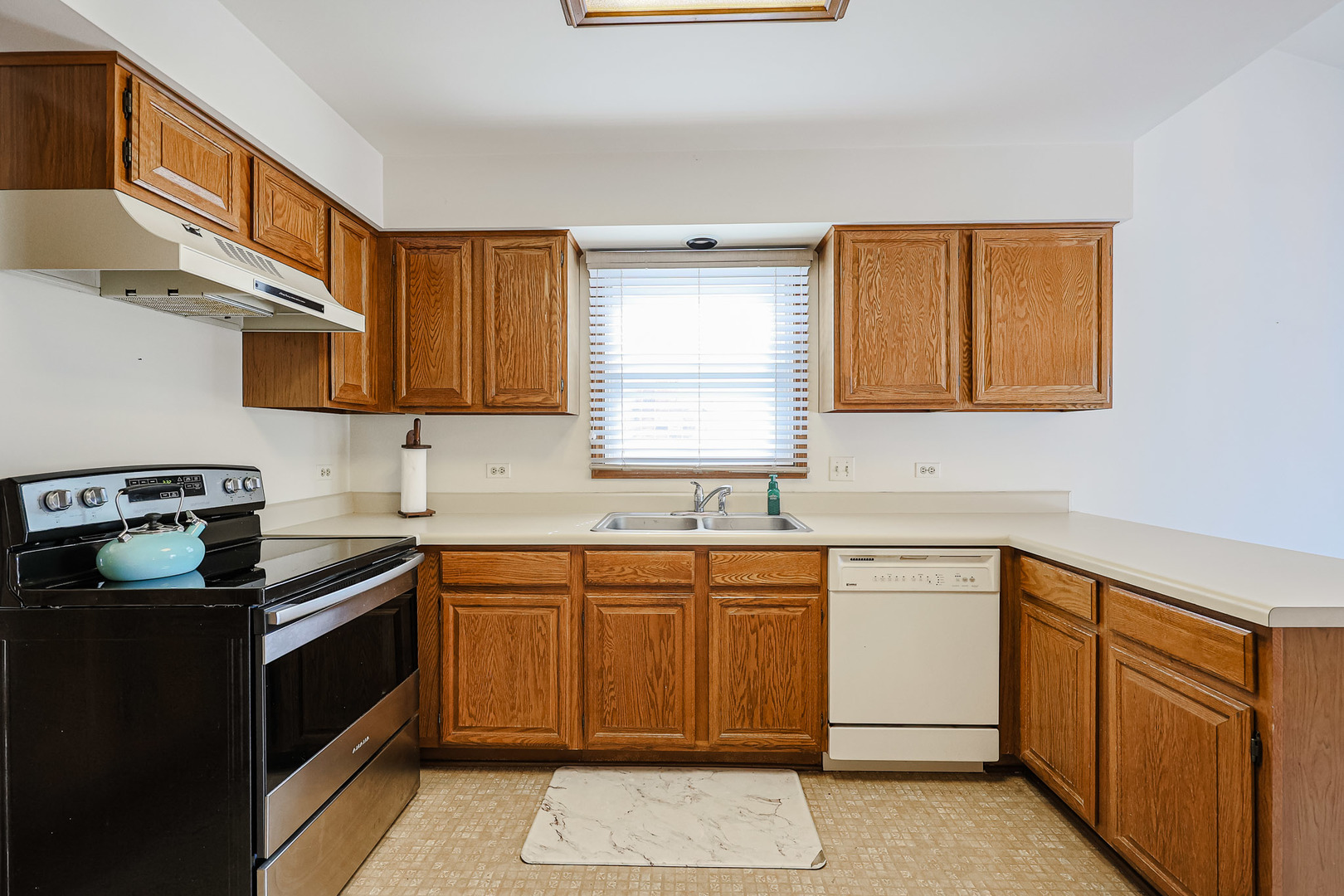 504 Lexington Avenue, Fox River Grove, IL 60021