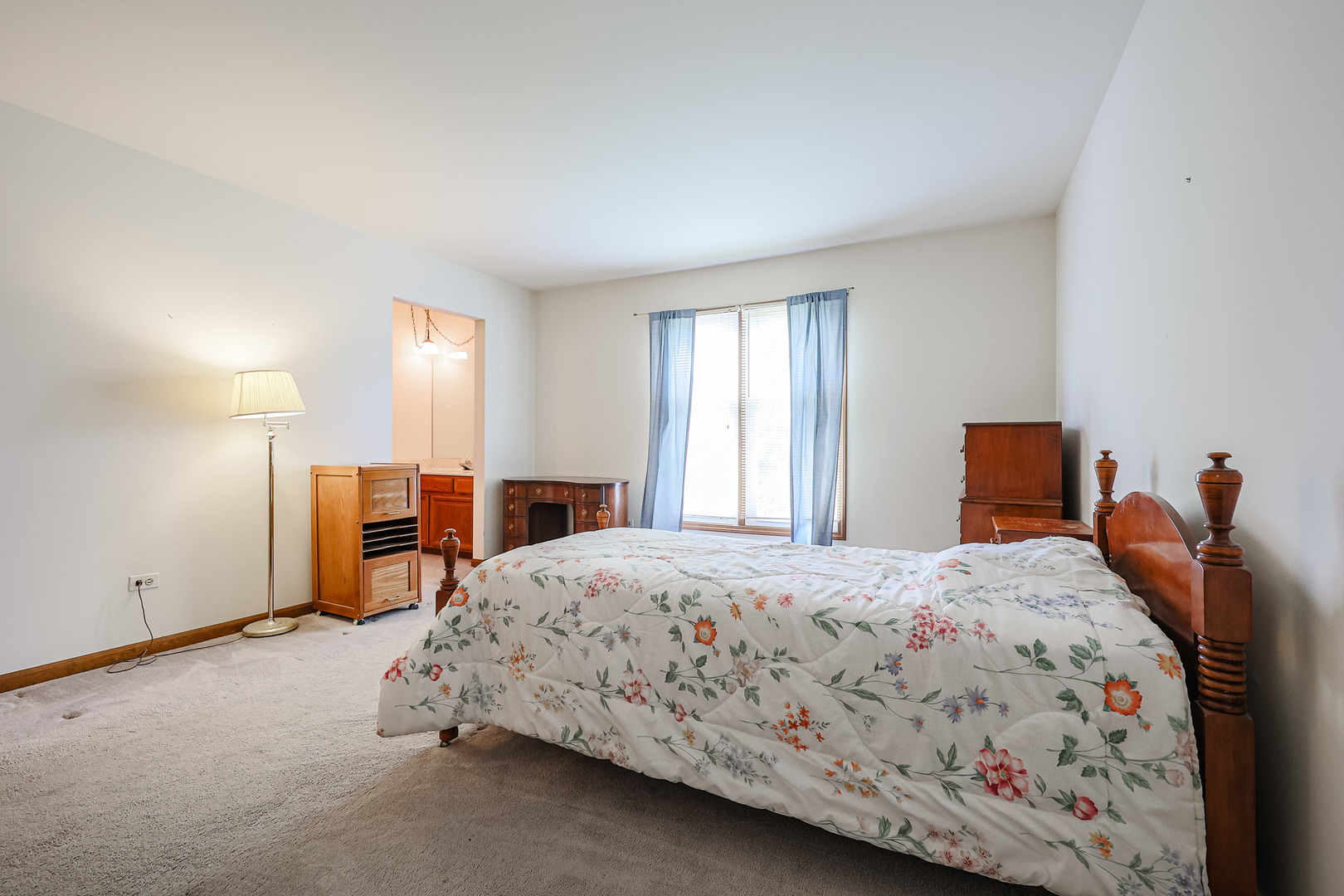 504 Lexington Avenue, Fox River Grove, IL 60021