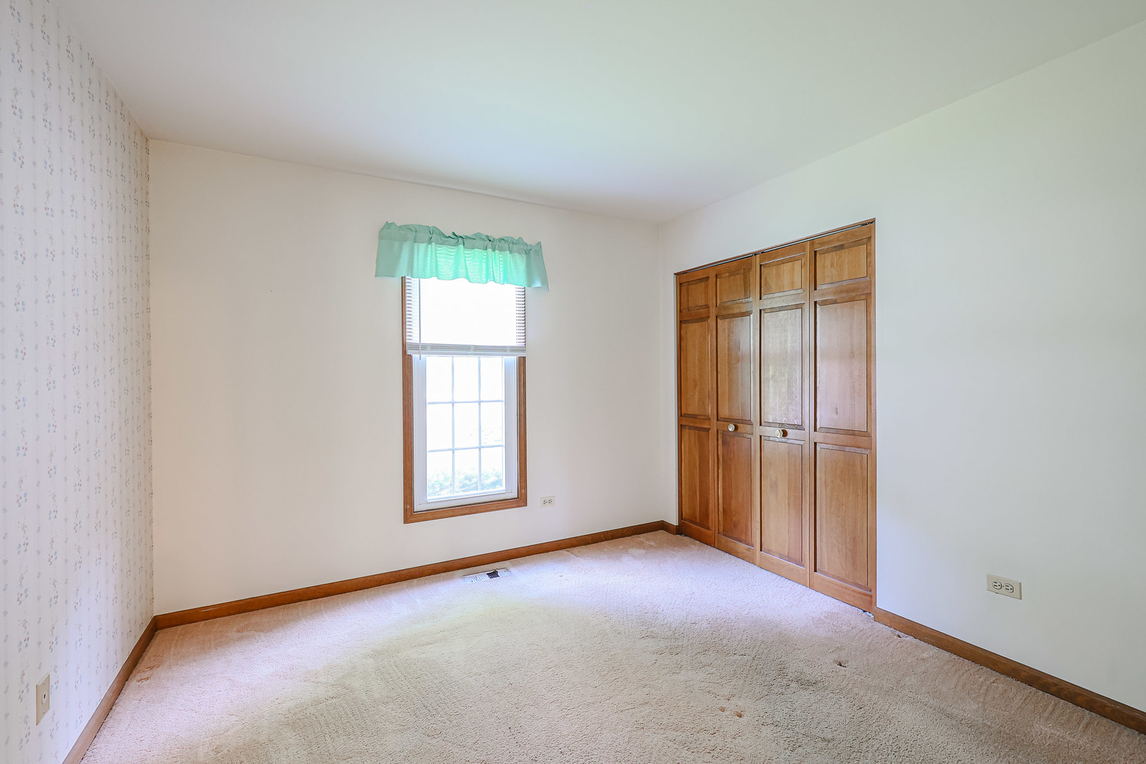 504 Lexington Avenue, Fox River Grove, IL 60021