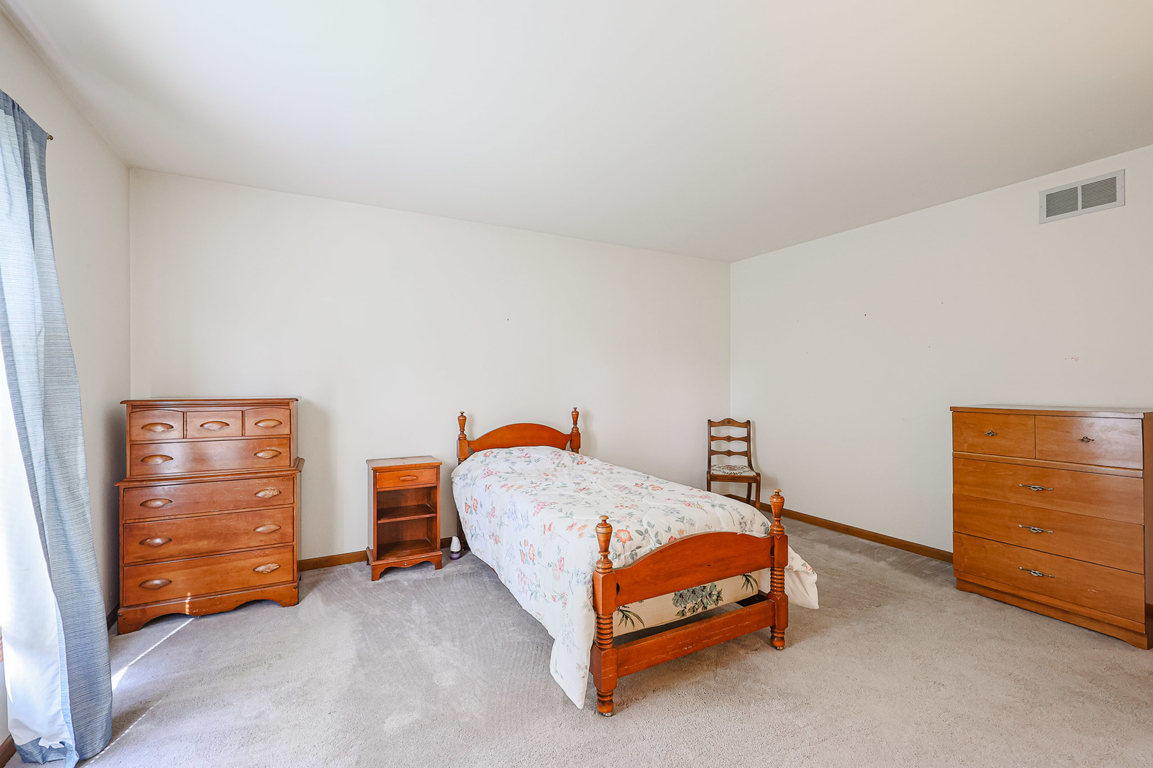 504 Lexington Avenue, Fox River Grove, IL 60021